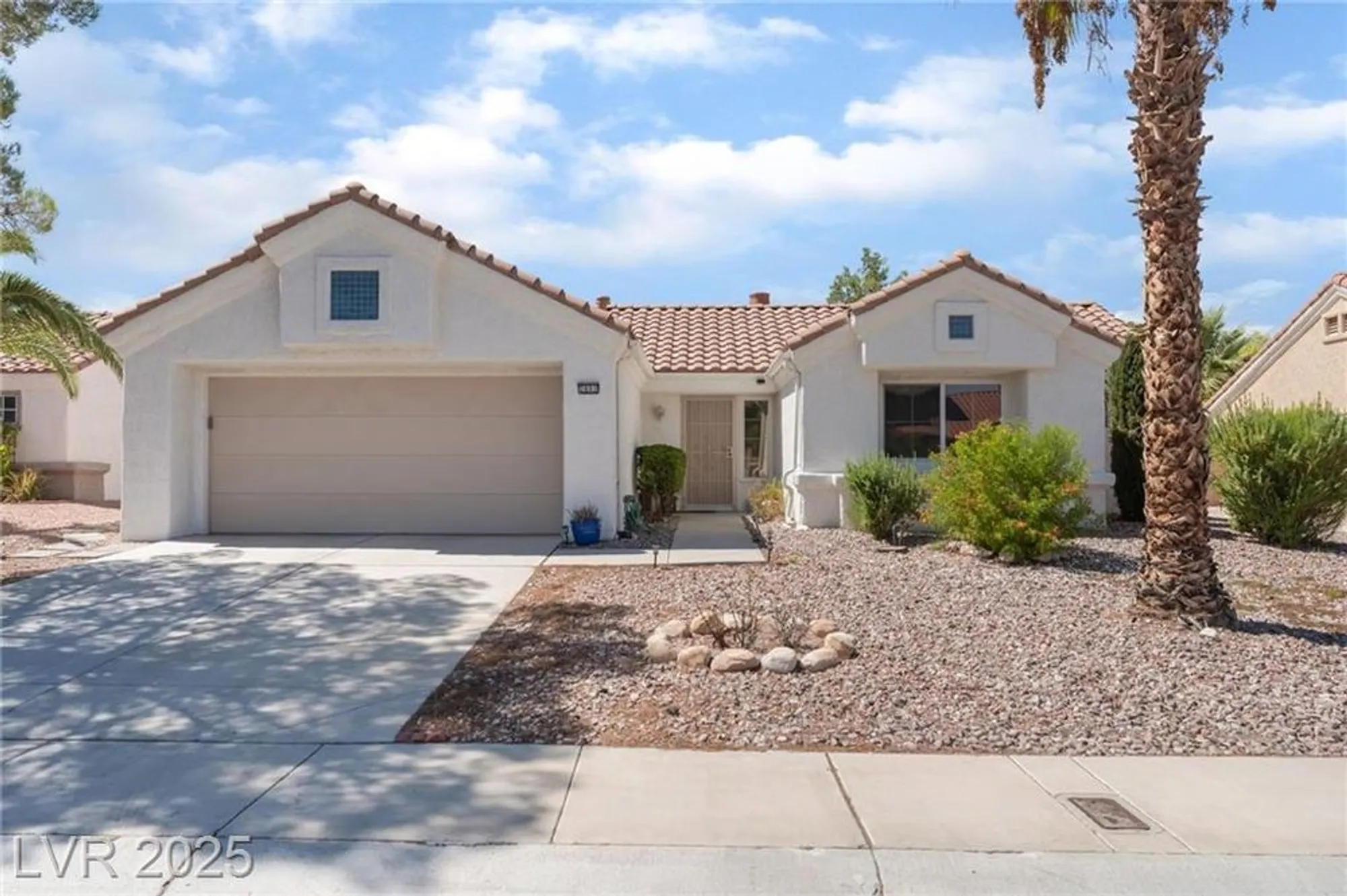 Property Slideshow image 28 of 31 | 2601 desert sands dr, Las Vegas, NV, 89134