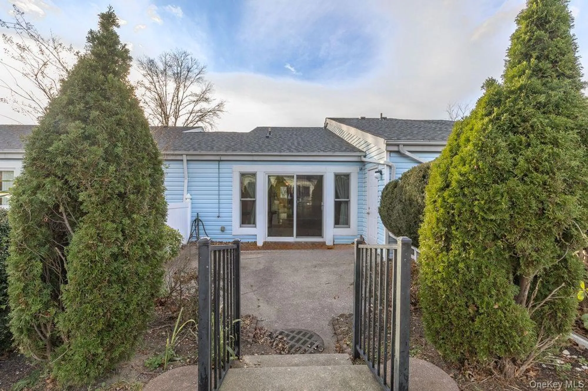 Property Slideshow image 17 of 31 | 705 cabot ct, Saint James, NY, 11780