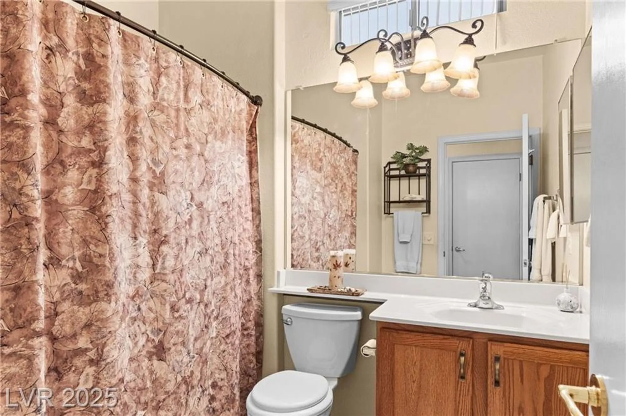 Property Slideshow image 27 of 40 | 2145 king mesa dr, Henderson, NV, 89012