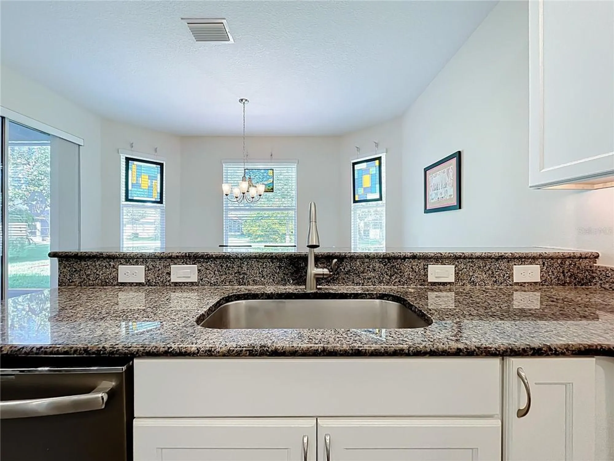 Property Slideshow image 16 of 69 | 26812 augusta springs cir, Leesburg, FL, 34748