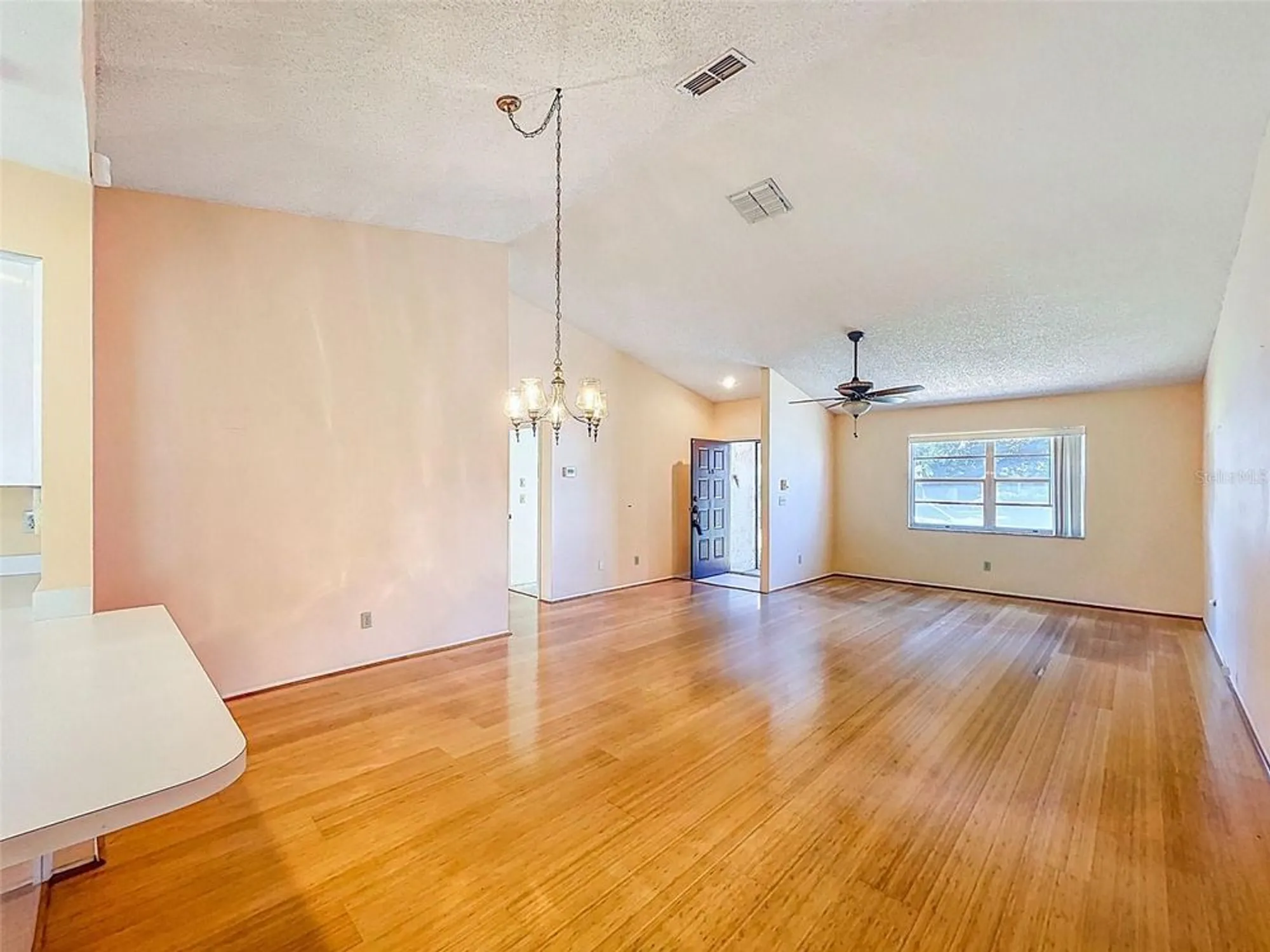 Property Slideshow image 10 of 51 | 1637 caledonia dr, Palm Harbor, FL, 34684