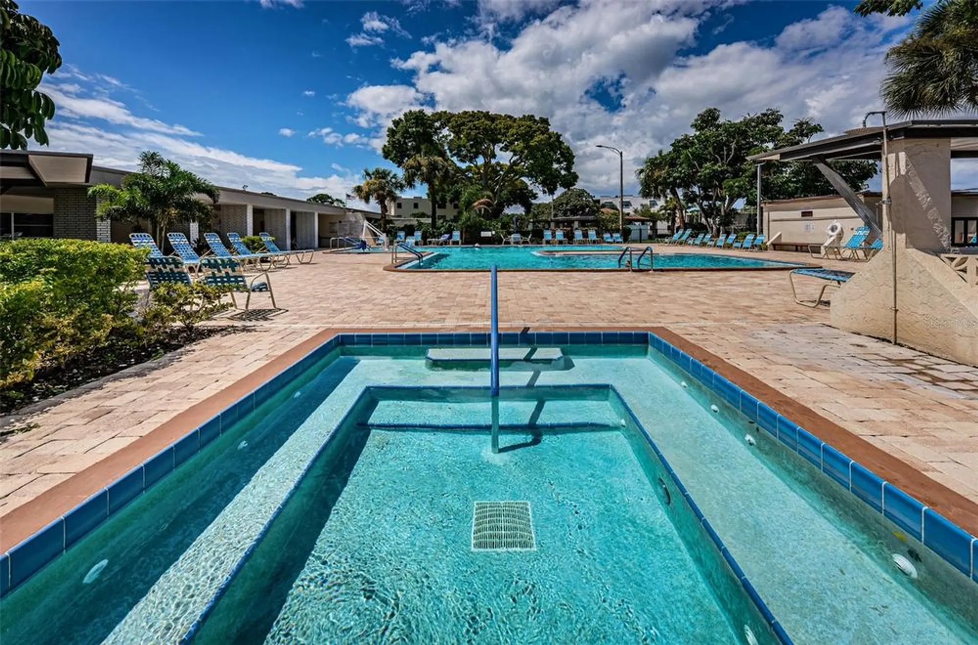 Property Slideshow image 62 of 84 | 5501 80th st n unit 405, St Petersburg, FL, 33709