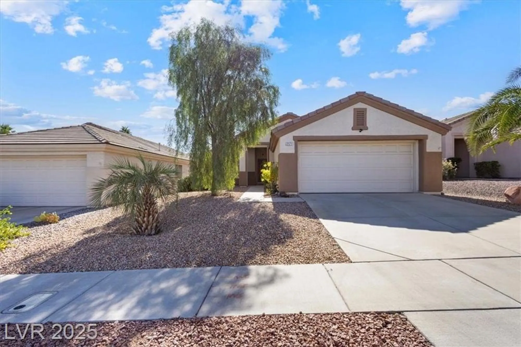Property Slideshow image 2 of 36 | 2171 high mesa dr, Henderson, NV, 89012