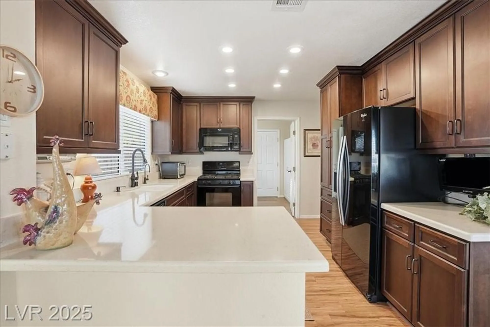 Property Slideshow image 8 of 52 | 2904 castle bar dr, Las Vegas, NV, 89134
