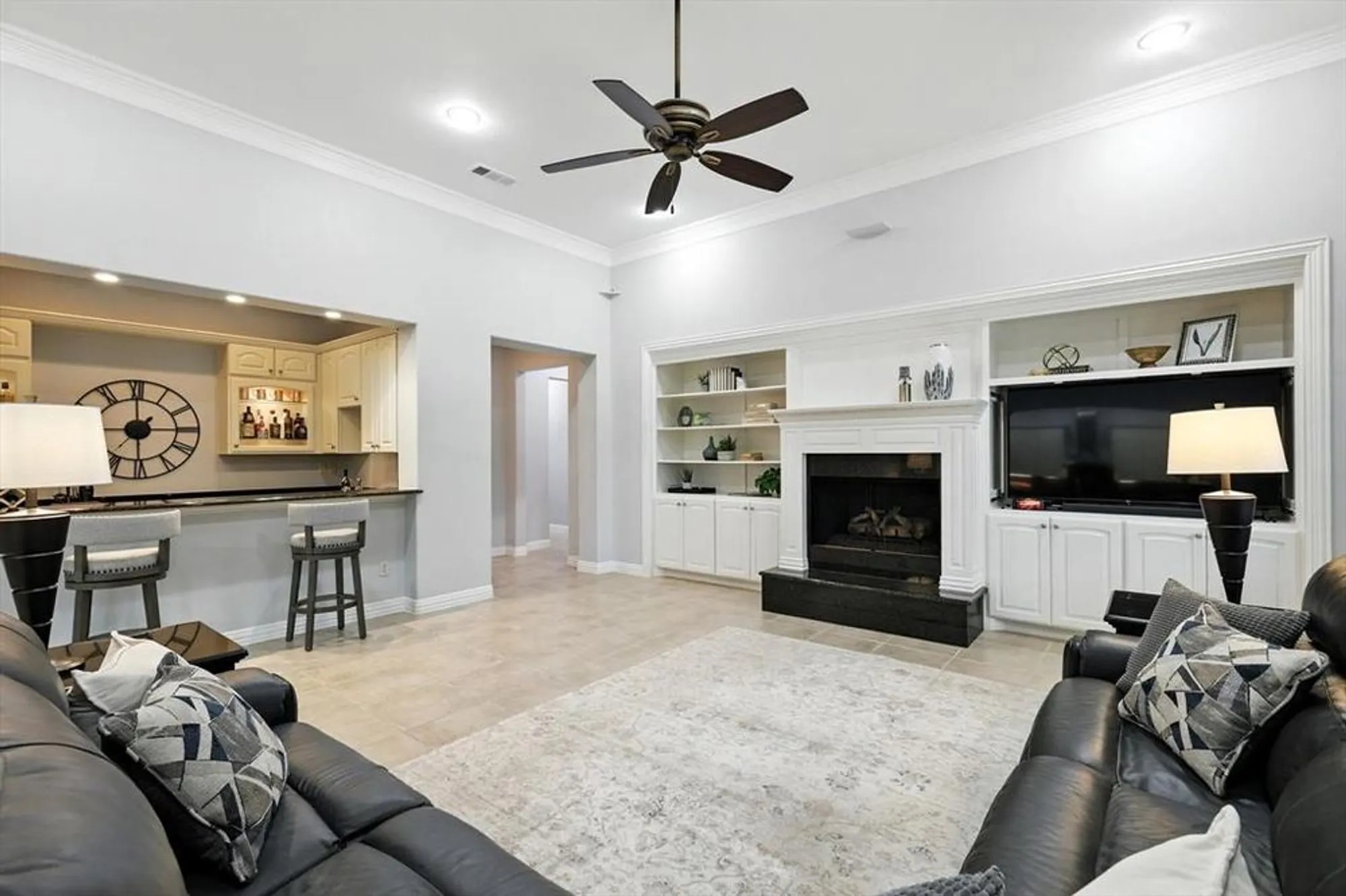 Property Slideshow image 20 of 39 | 9009 landmark ln, Denton, TX, 76207