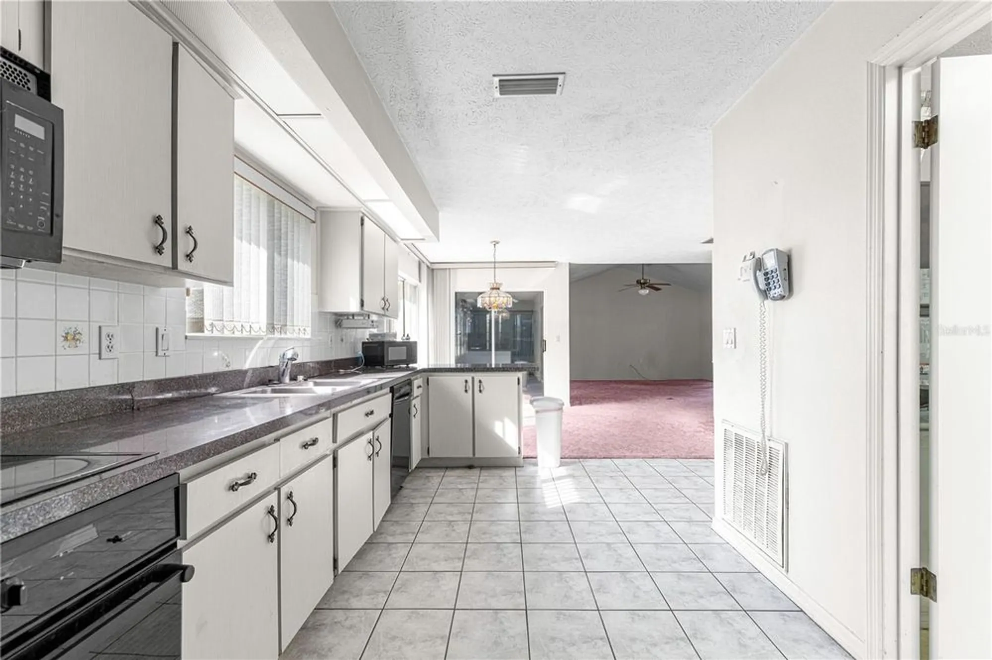 Property Slideshow image 19 of 33 | 11246 se 175th ln, Summerfield, FL, 34491