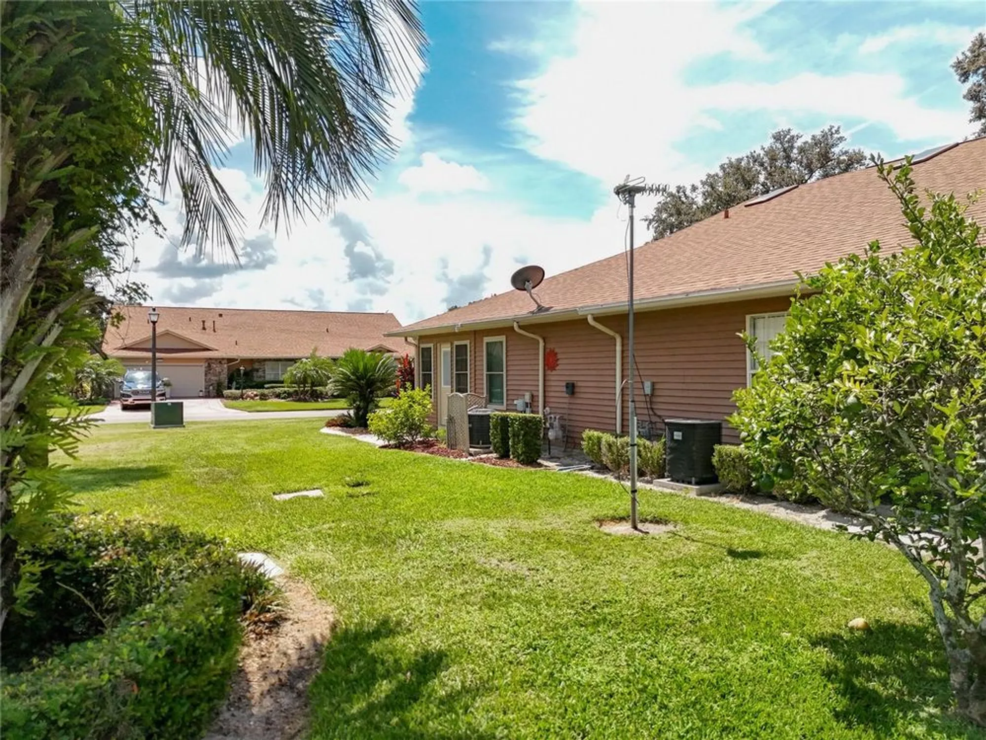 Property Slideshow image 44 of 55 | 5530 rosewall cir, Leesburg, FL, 34748