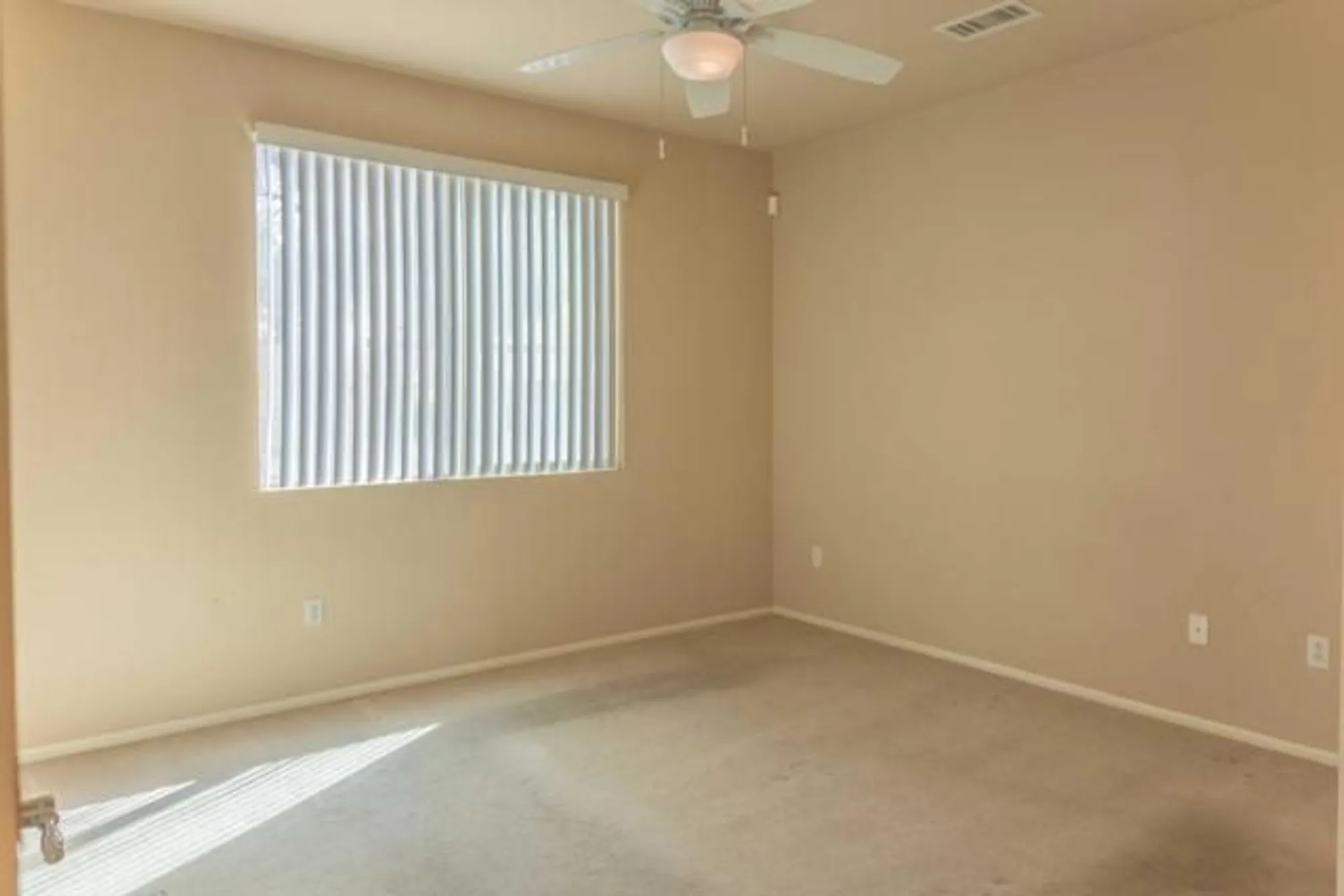 Property Slideshow image 12 of 21 | 81701 avenida de baile, Indio, CA, 92203