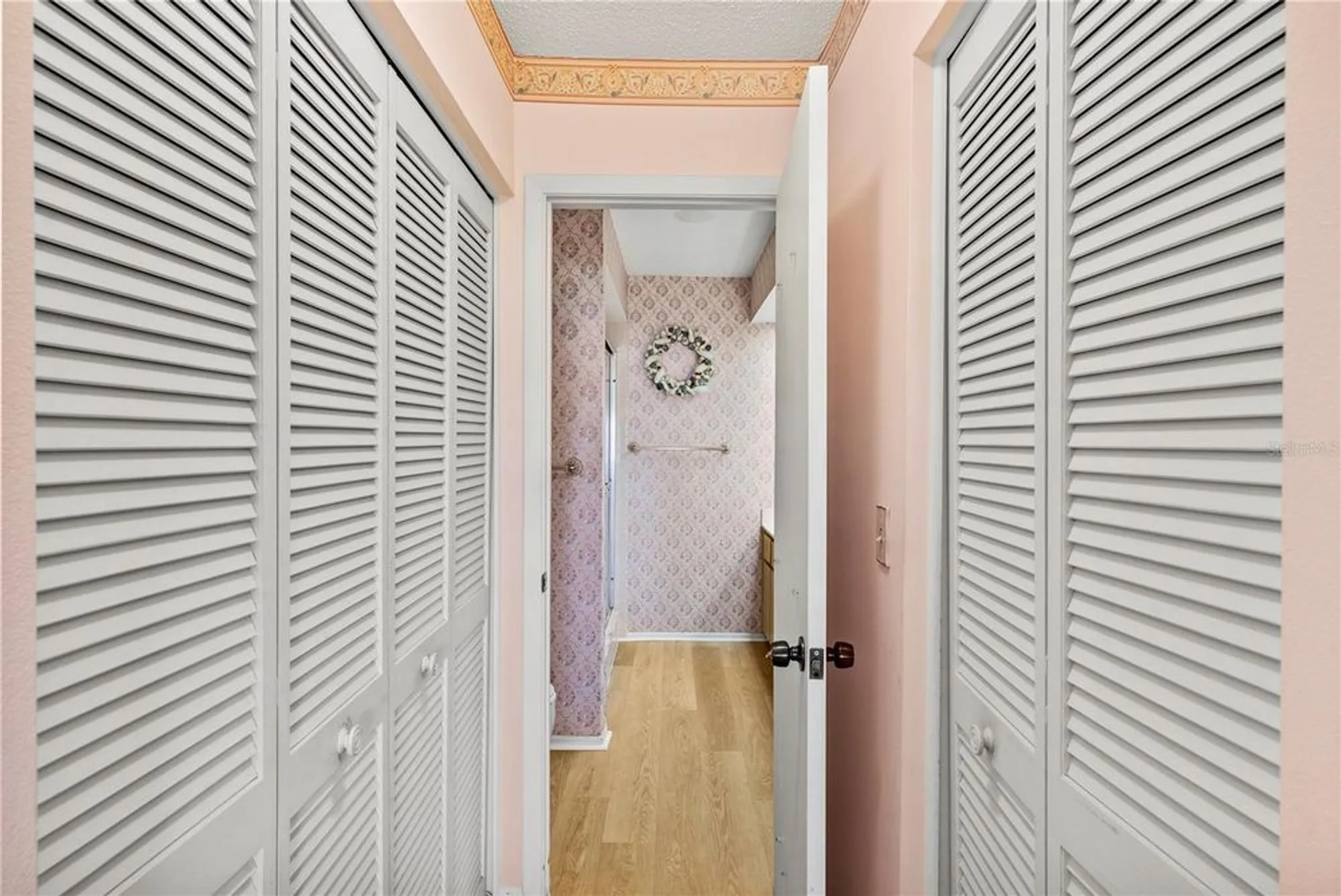 Property Slideshow image 24 of 100 | 3420 stonehaven ct d, Palm Harbor, FL, 34684