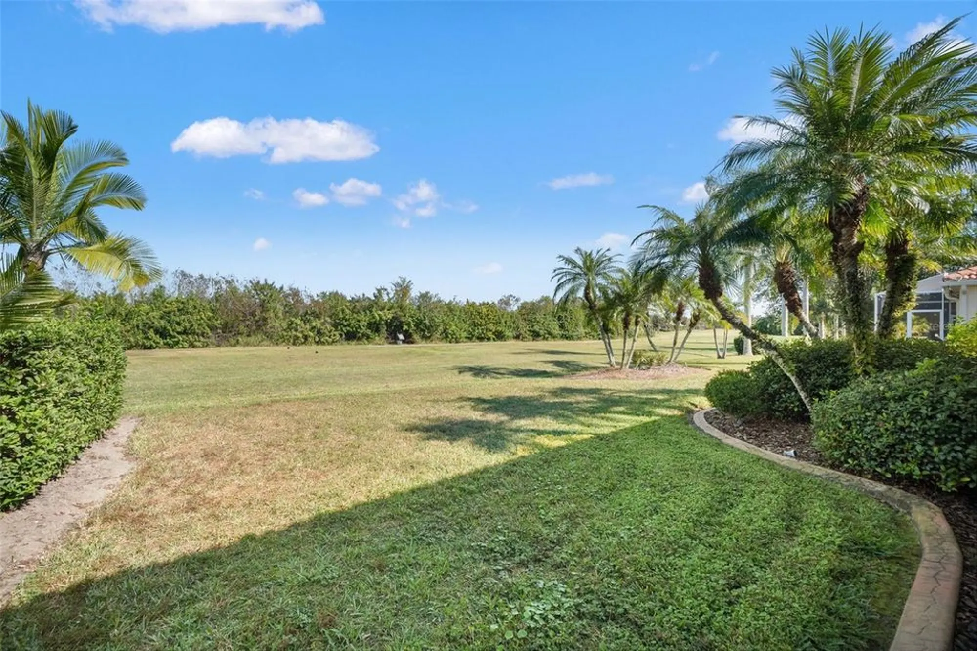 Property Slideshow image 44 of 52 | 6882 tailfeather way, Bradenton, FL, 34203