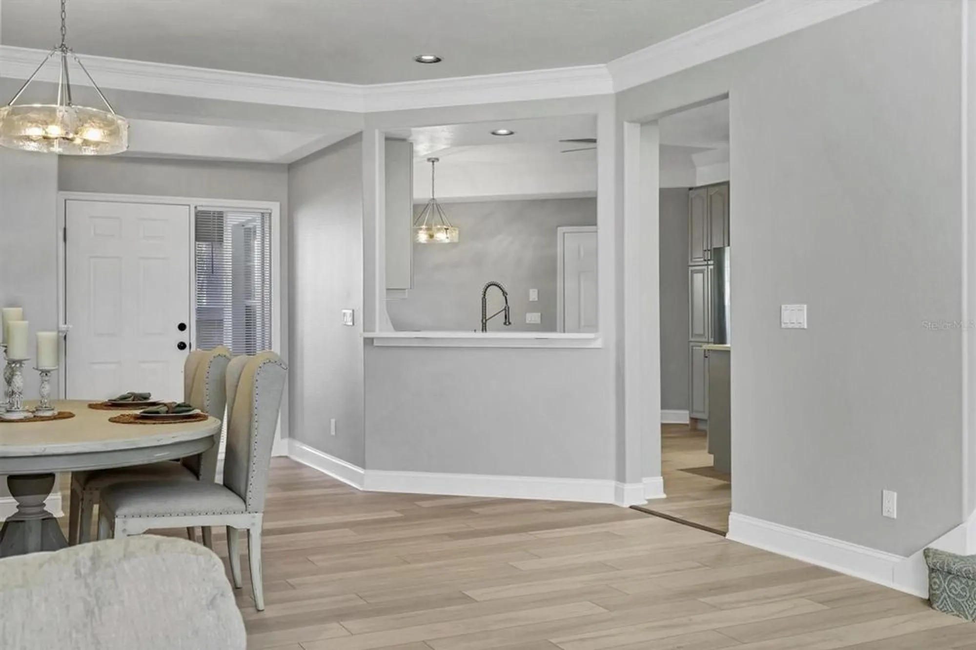 Property Slideshow image 17 of 71 | 1703 starling dr # 1703, Sarasota, FL, 34231