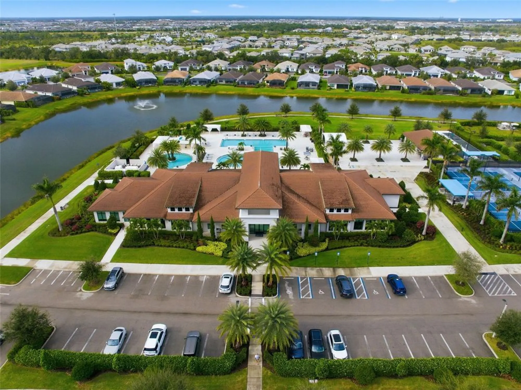 Property Slideshow image 69 of 71 | 5027 kiva cir, Bradenton, FL, 34211