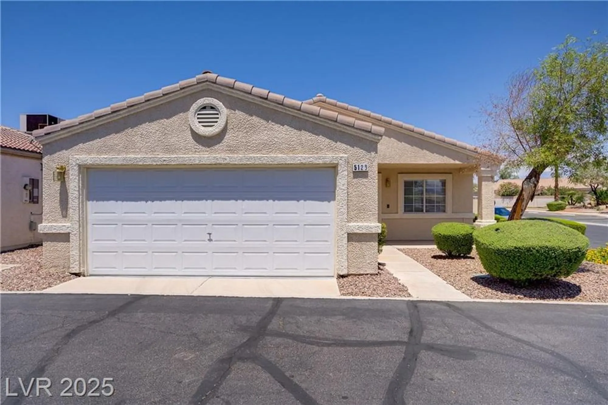 Property Slideshow image 1 of 30 | 5129 midnight oil dr, Las Vegas, NV, 89122