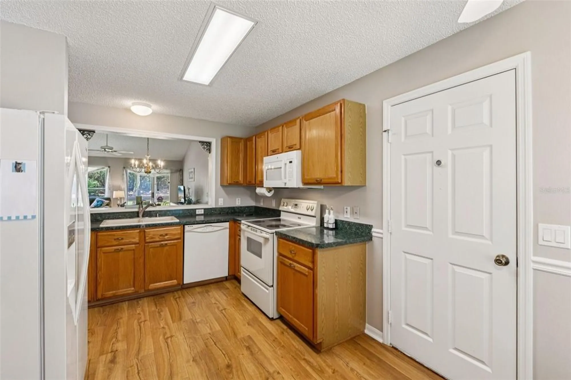 Property Slideshow image 21 of 53 | 516 loma paseo dr, The Villages, FL, 32159