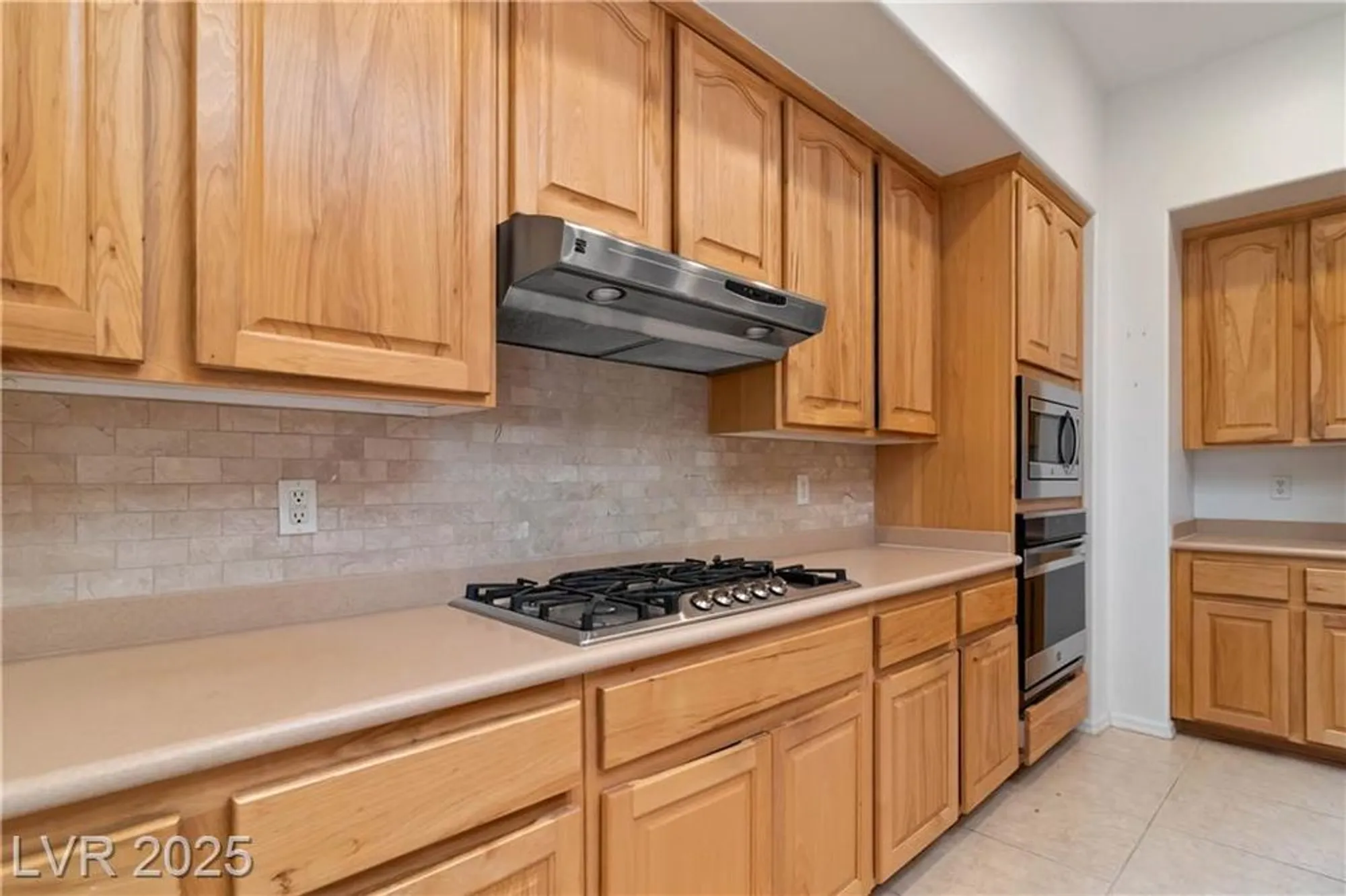 Property Slideshow image 17 of 51 | 1629 black fox canyon rd, Henderson, NV, 89052