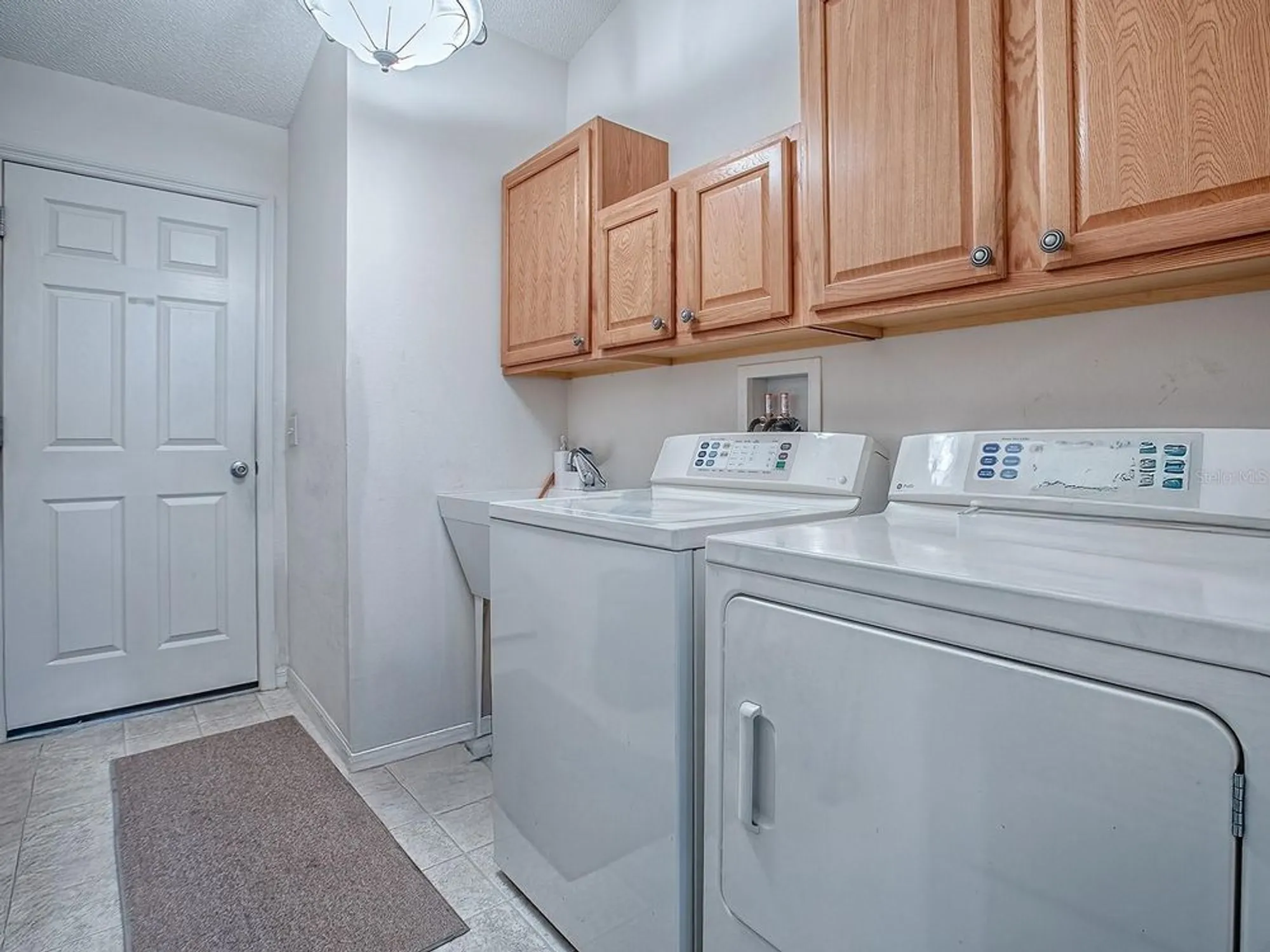 Property Slideshow image 27 of 44 | 133 olanta dr, The Villages, FL, 32162