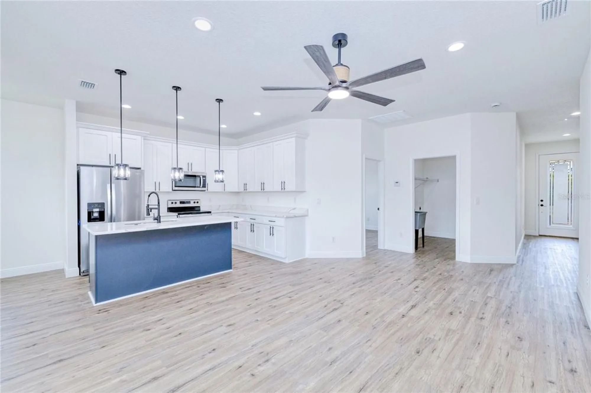 Property Slideshow image 17 of 48 | 4290 oak terrace cir, Port Charlotte, FL, 33953