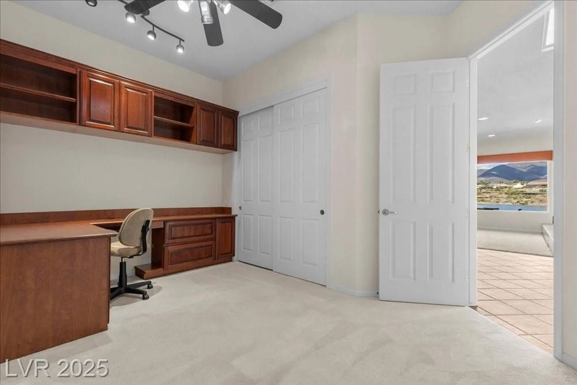 Property Slideshow image 23 of 45 | 2725 olivia heights ave, Henderson, NV, 89052
