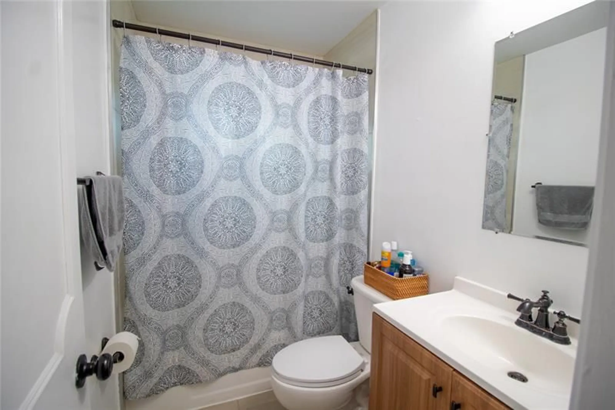 Property Slideshow image 23 of 46 | 730 nw 75th ave, Margate, FL, 33063