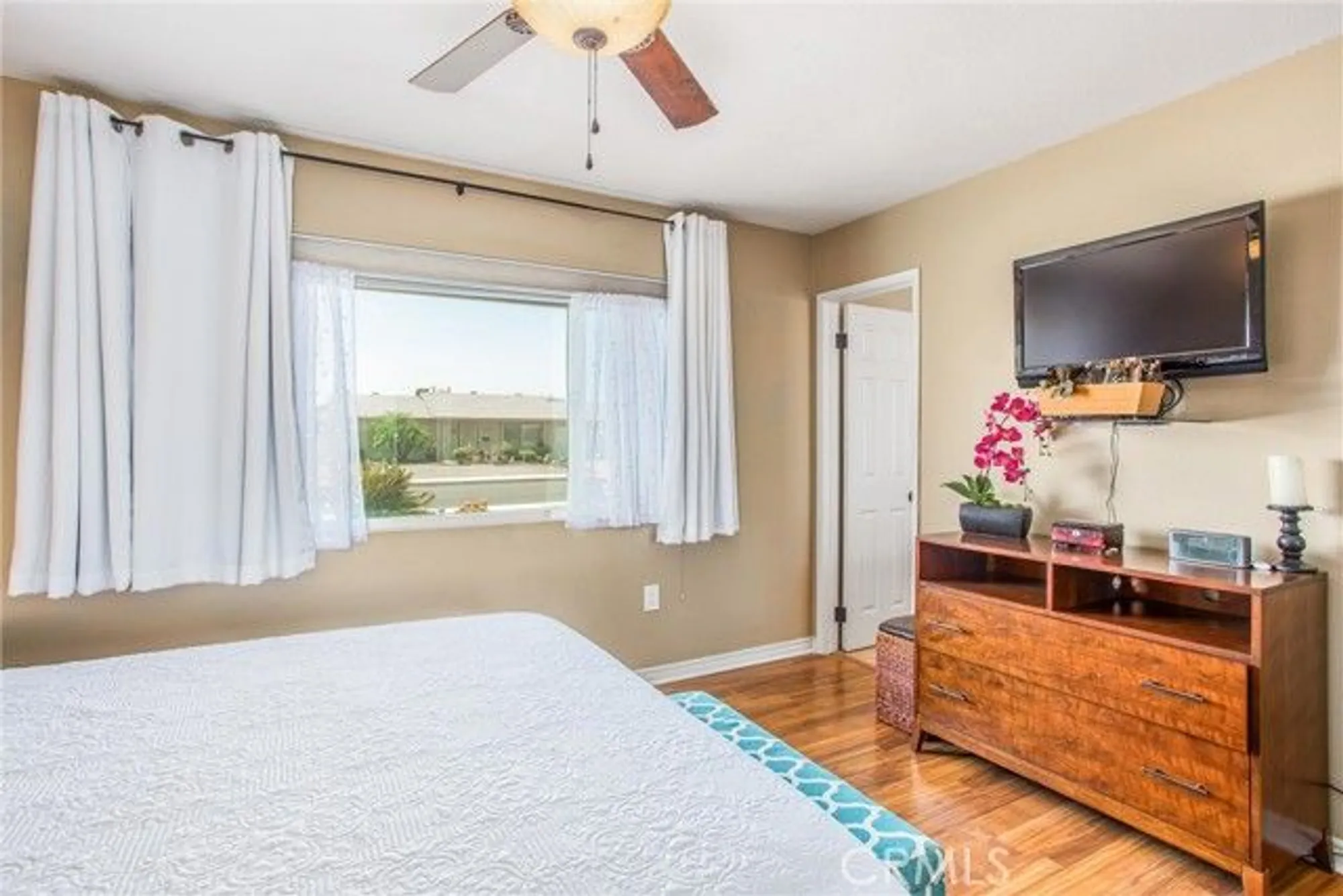 Property Slideshow image 21 of 31 | 26118 lancaster dr, Menifee, CA, 92586