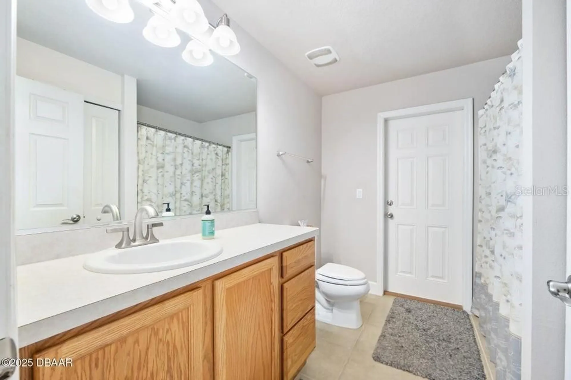 Property Slideshow image 19 of 24 | 1221 harwick ln, Ormond Beach, FL, 32174