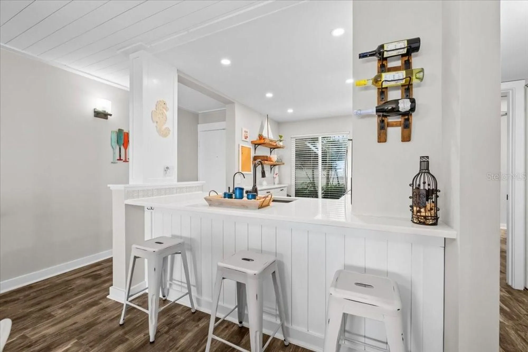 Property Slideshow image 11 of 38 | 6268 palma del mar blvd s apt 107, Saint Petersburg, FL, 33715