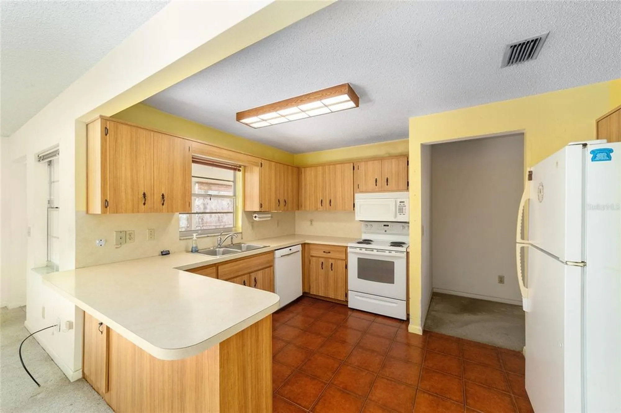 Property Slideshow image 18 of 38 | 9371 sw 82nd ter e, Ocala, FL, 34481