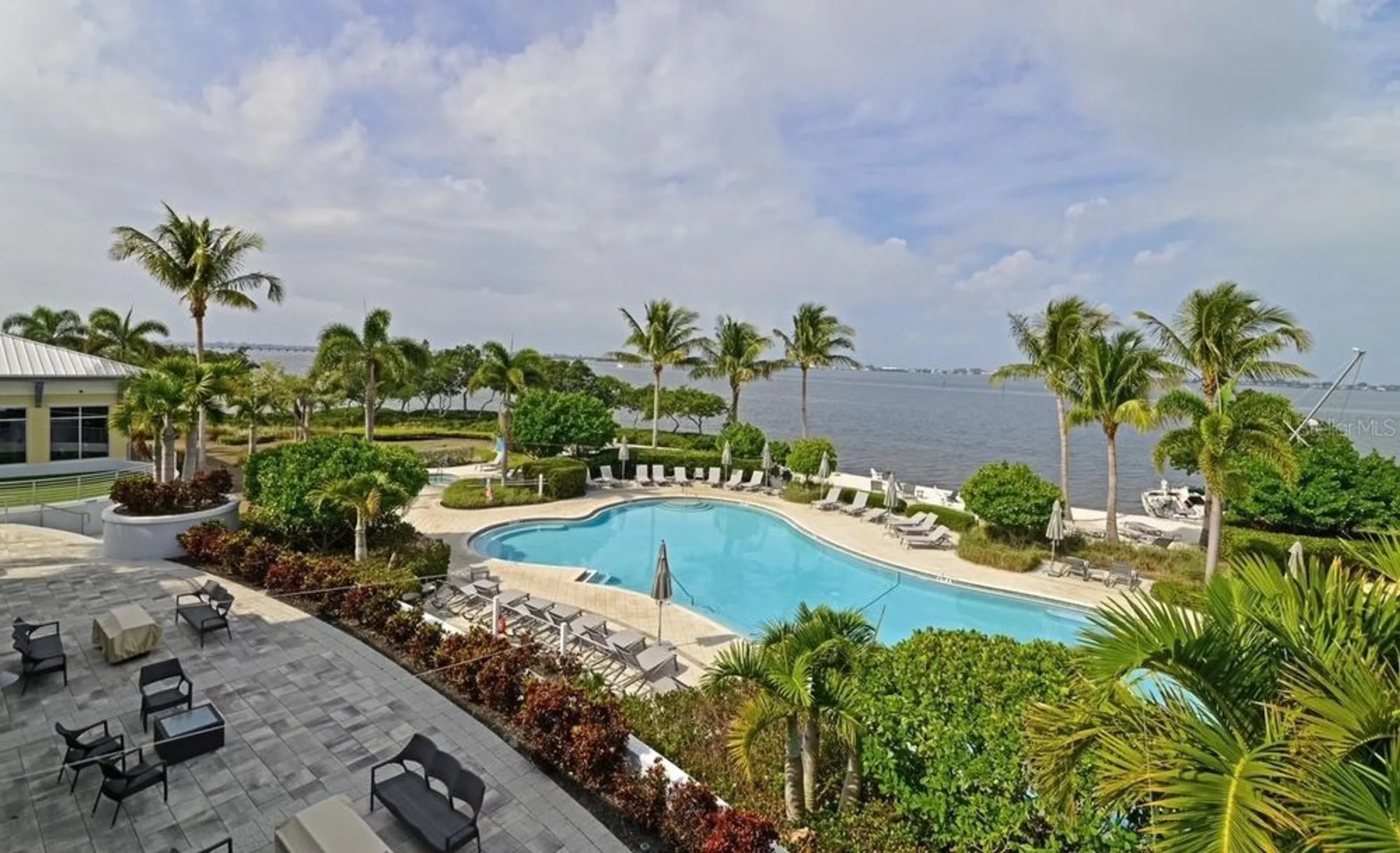 Property Slideshow image 36 of 78 | 395 aruba cir 203, Bradenton, FL, 34209