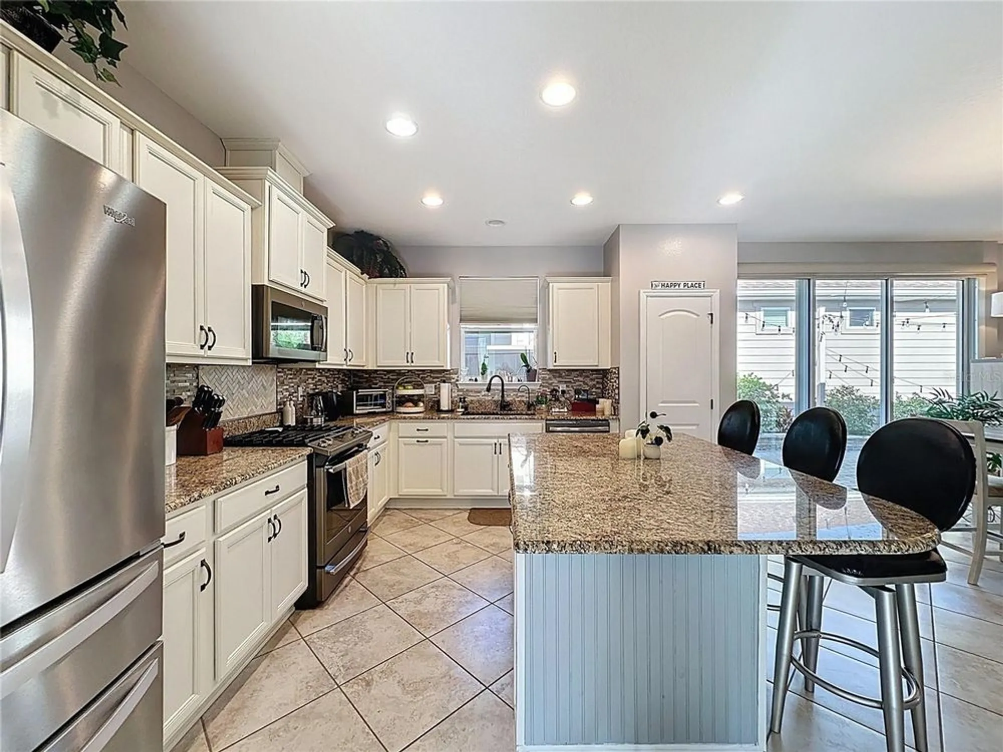 Property Slideshow image 12 of 79 | 373 alcove dr, Groveland, FL, 34736