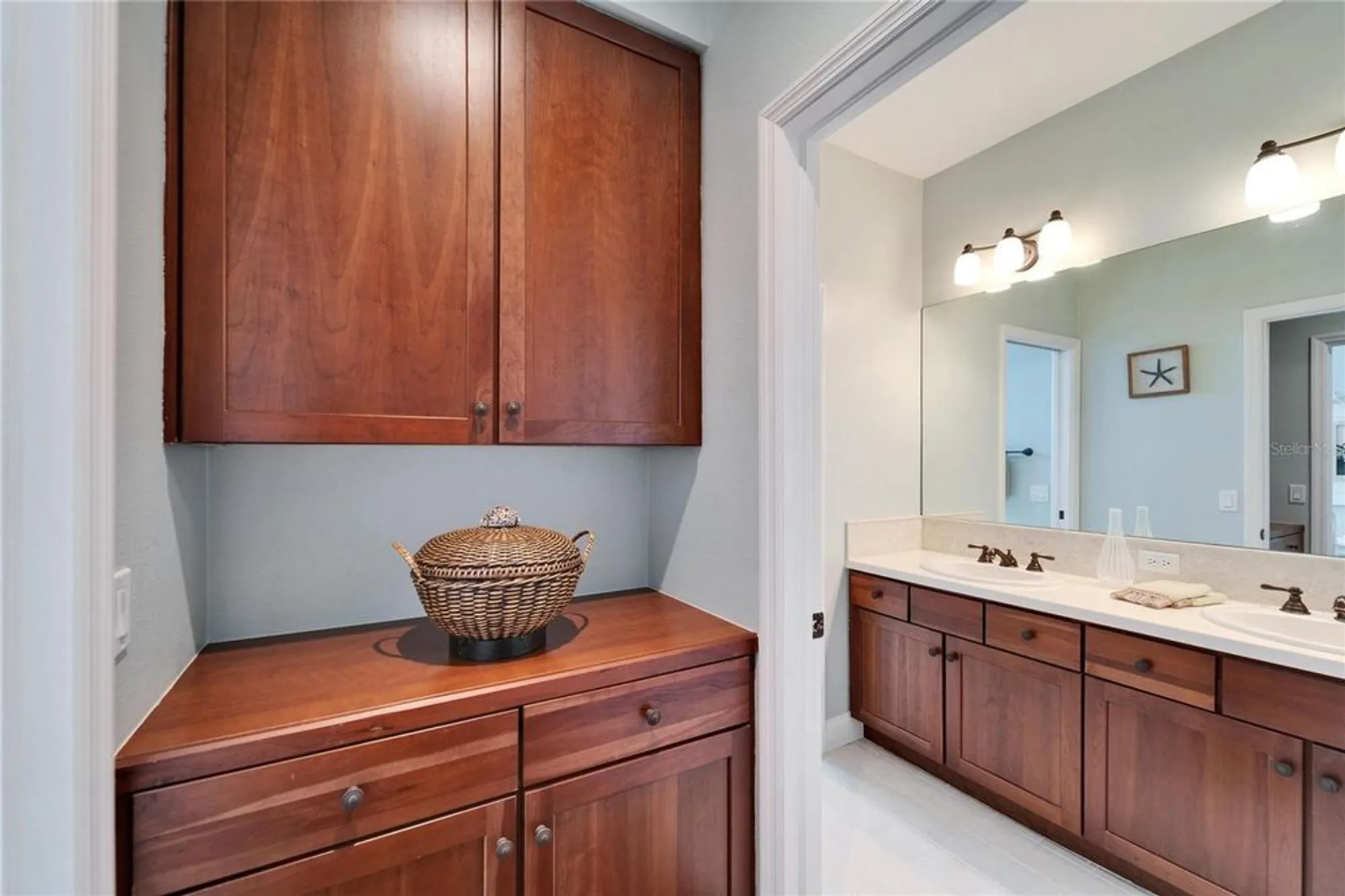 Property Slideshow image 81 of 99 | 5616 seagrass pl, Apollo Beach, FL, 33572