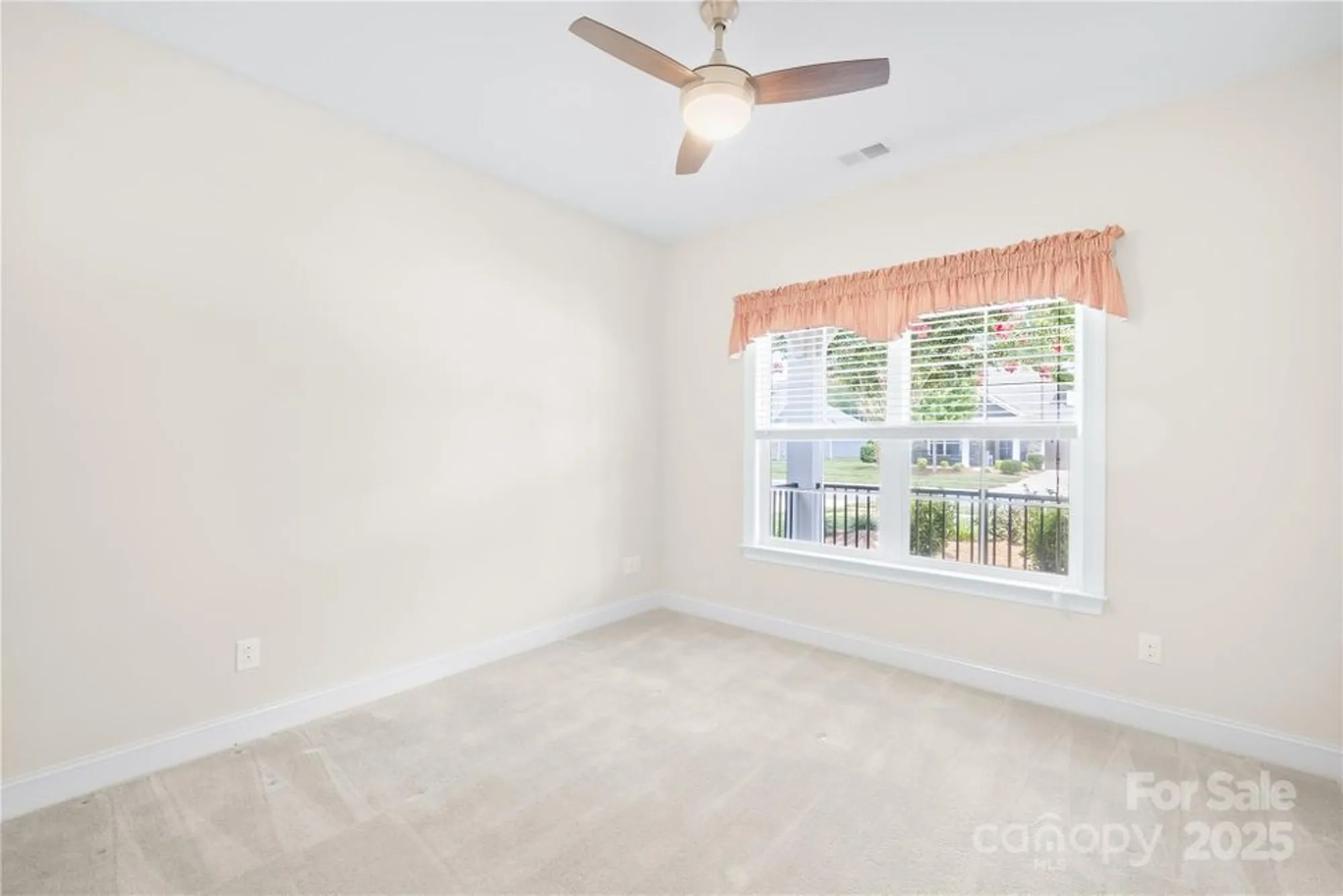 Property Slideshow image 31 of 47 | 135 valleymist ln, Mooresville, NC, 28117