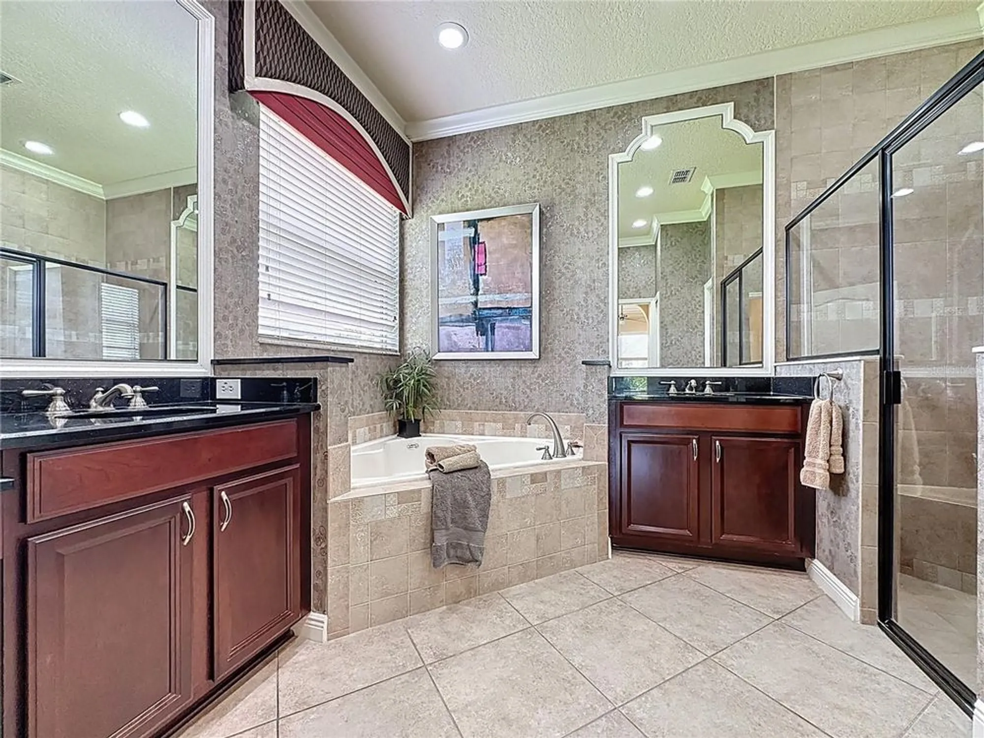 Property Slideshow image 30 of 70 | 243 bayou bend rd, Groveland, FL, 34736
