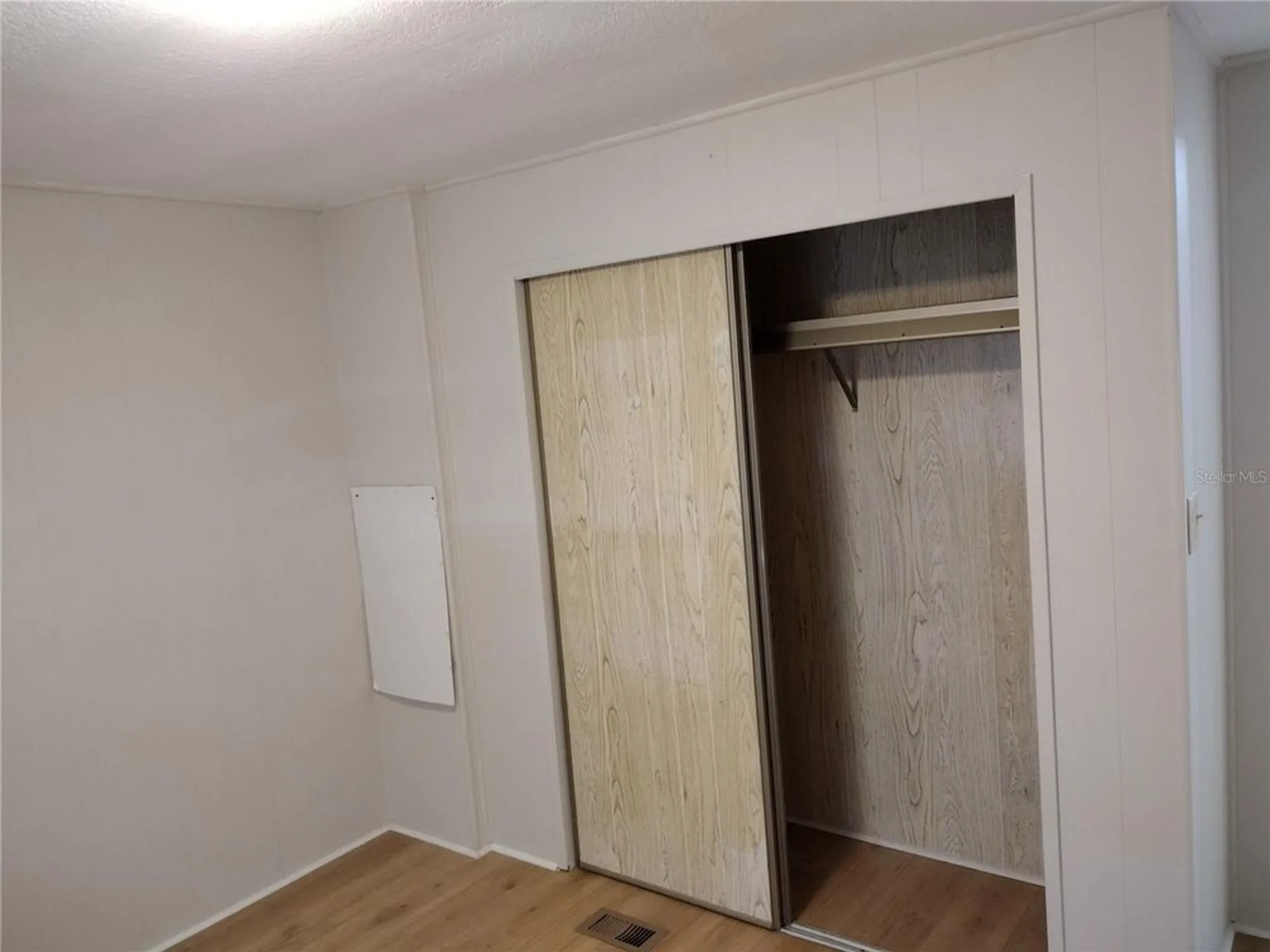 Property Slideshow image 17 of 22 | 925 beechwood ave, Lady Lake, FL, 32159