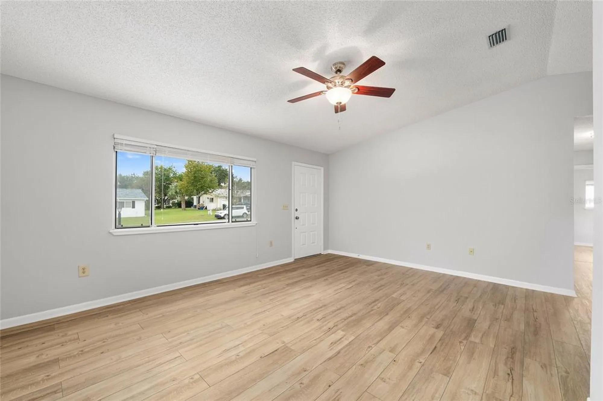 Property Slideshow image 5 of 34 | 8277 sw 106th st, Ocala, FL, 34481
