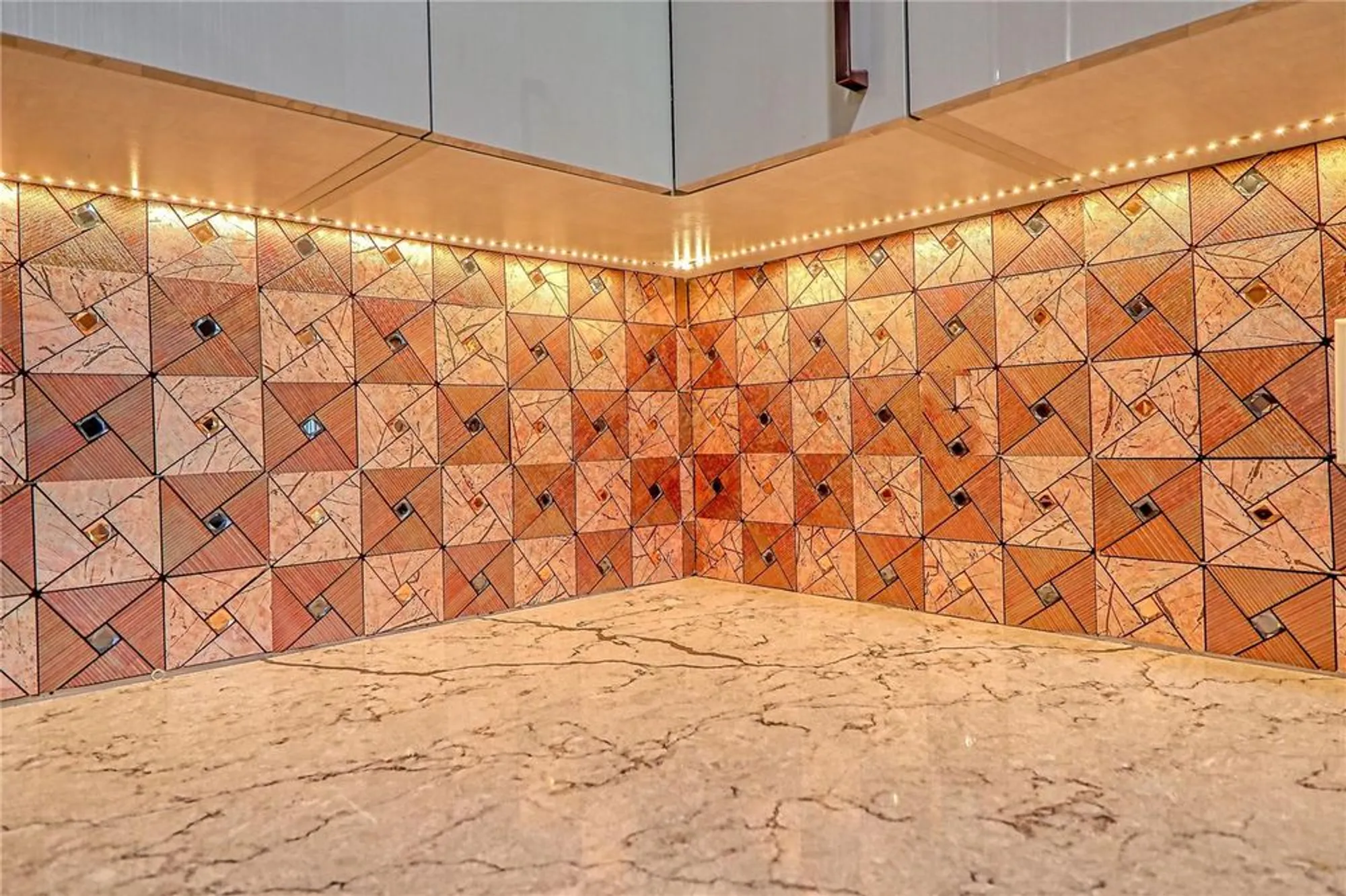 Property Slideshow image 22 of 77 | 7149 fairway bend cir, Sarasota, FL, 34243