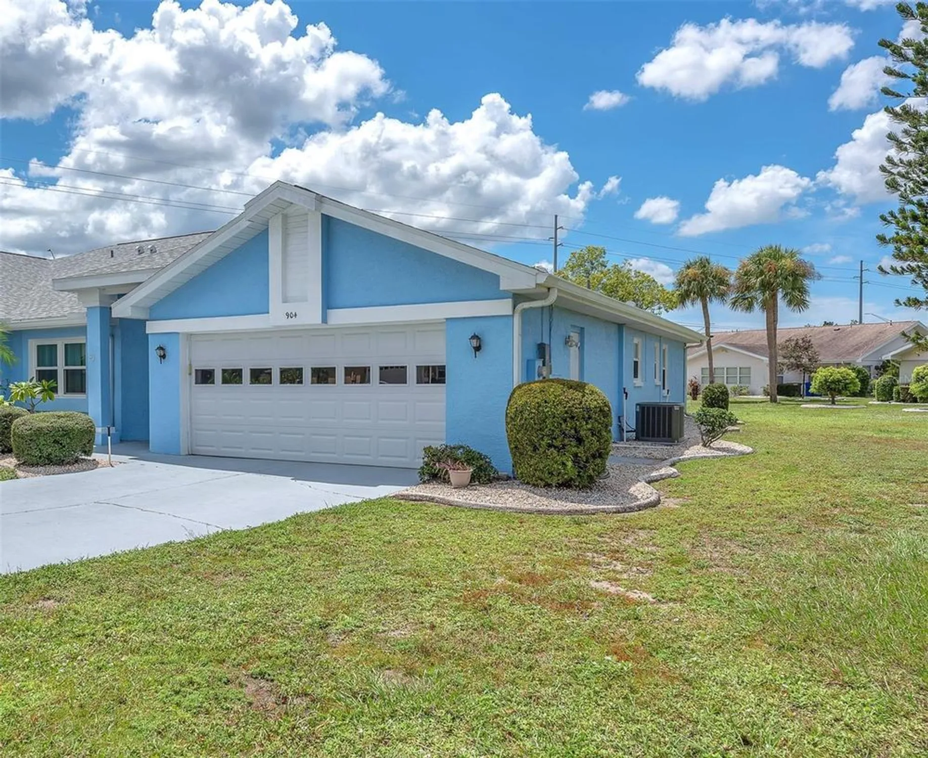 Property Slideshow image 23 of 39 | 904 sun key ct, Sun City Center, FL, 33573