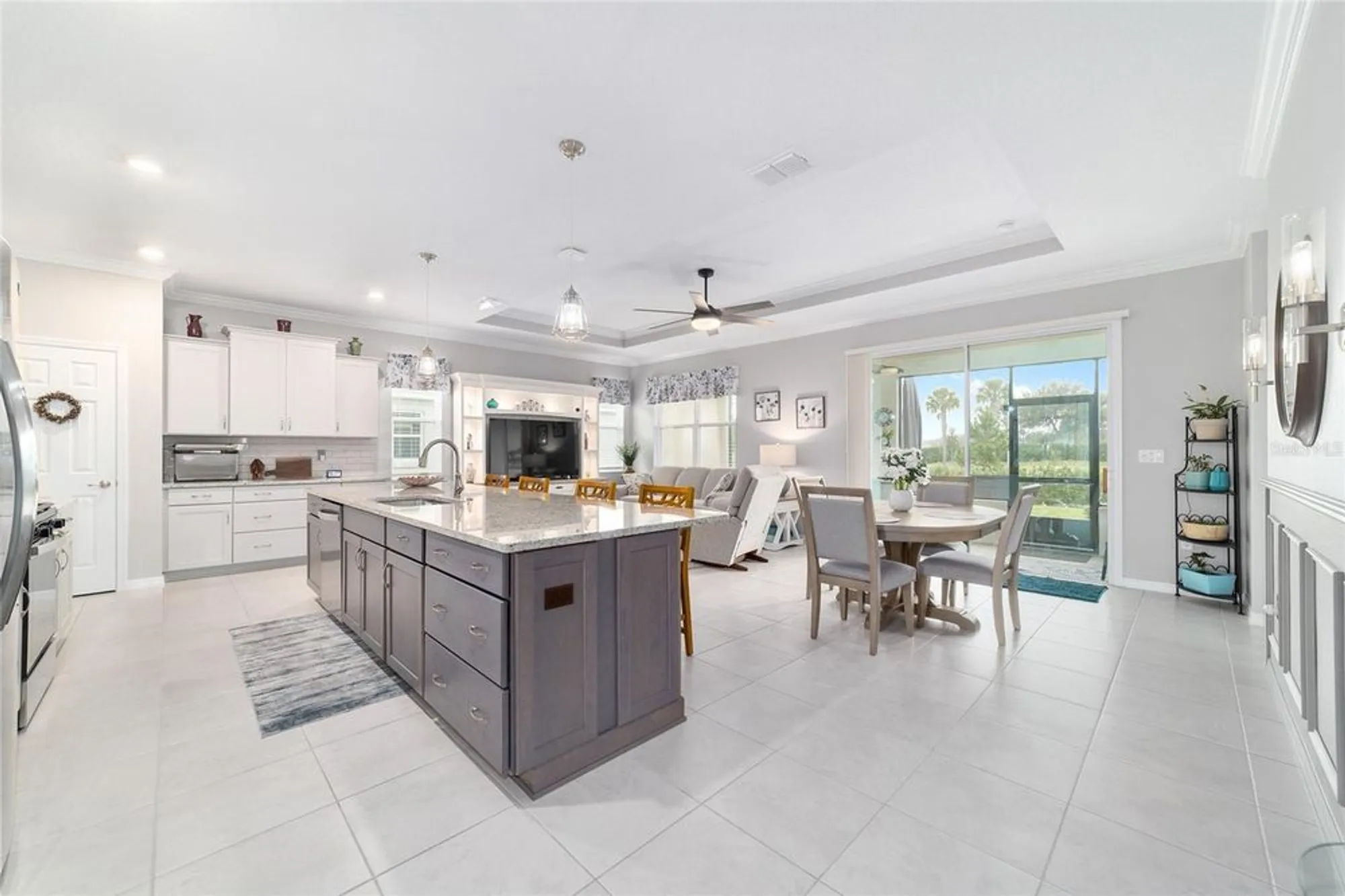 Property Slideshow image 8 of 46 | 8841 sw 79th loop, Ocala, FL, 34481