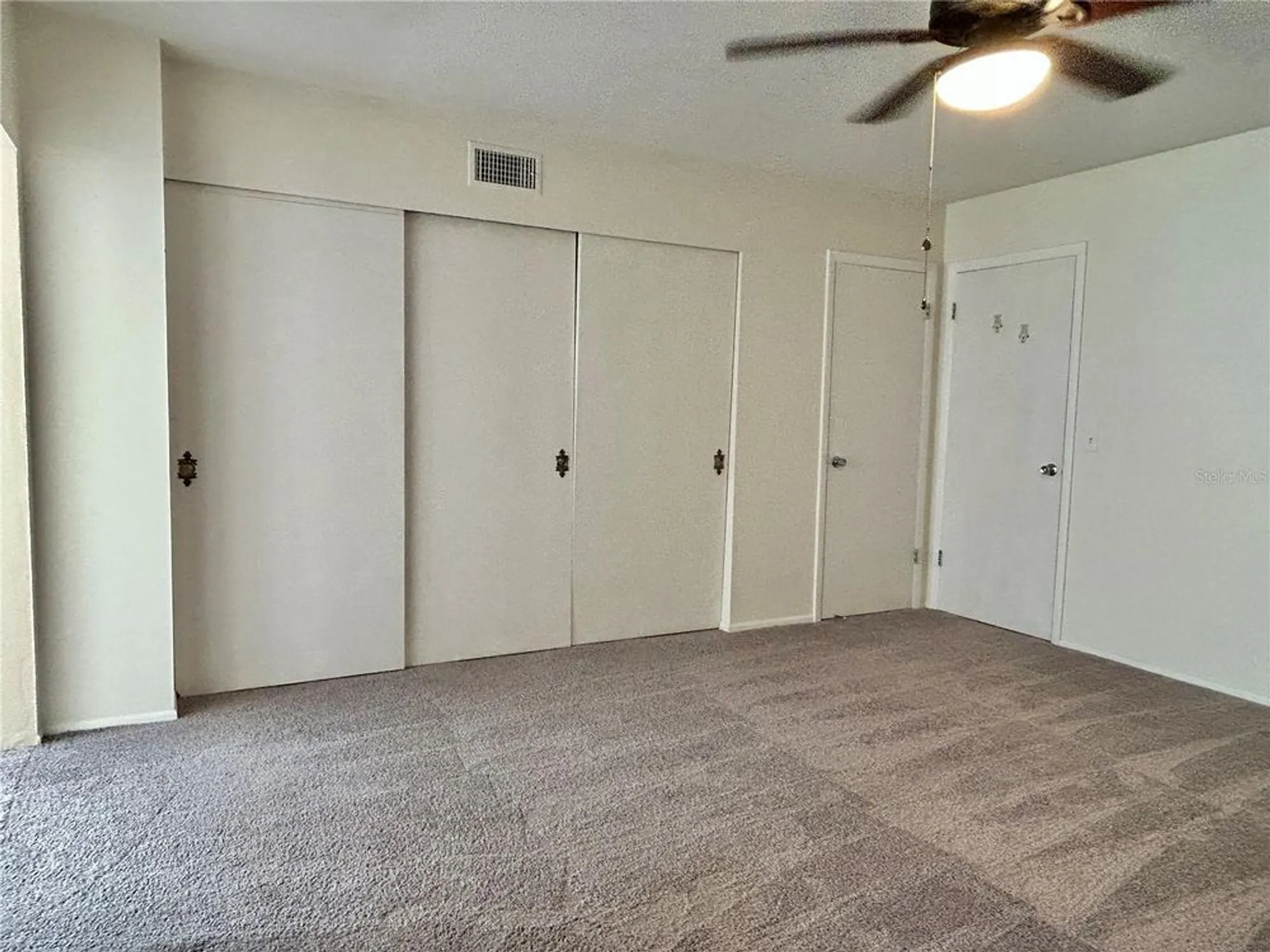 Property Slideshow image 21 of 54 | 2070 world parkway blvd apt 36, Clearwater, FL, 33763