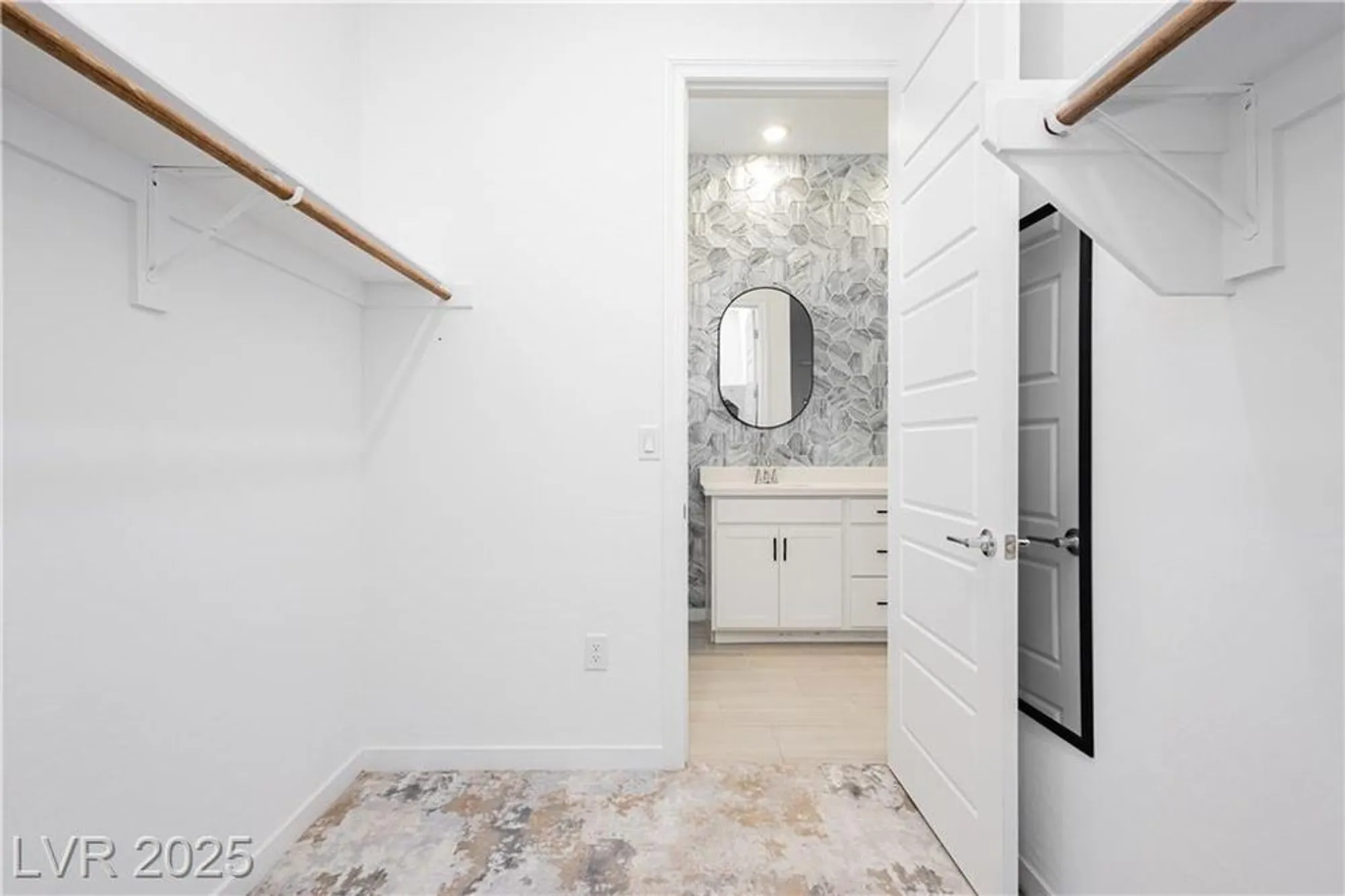 Property Slideshow image 27 of 45 | 901 allister fields ln, Las Vegas, NV, 89138