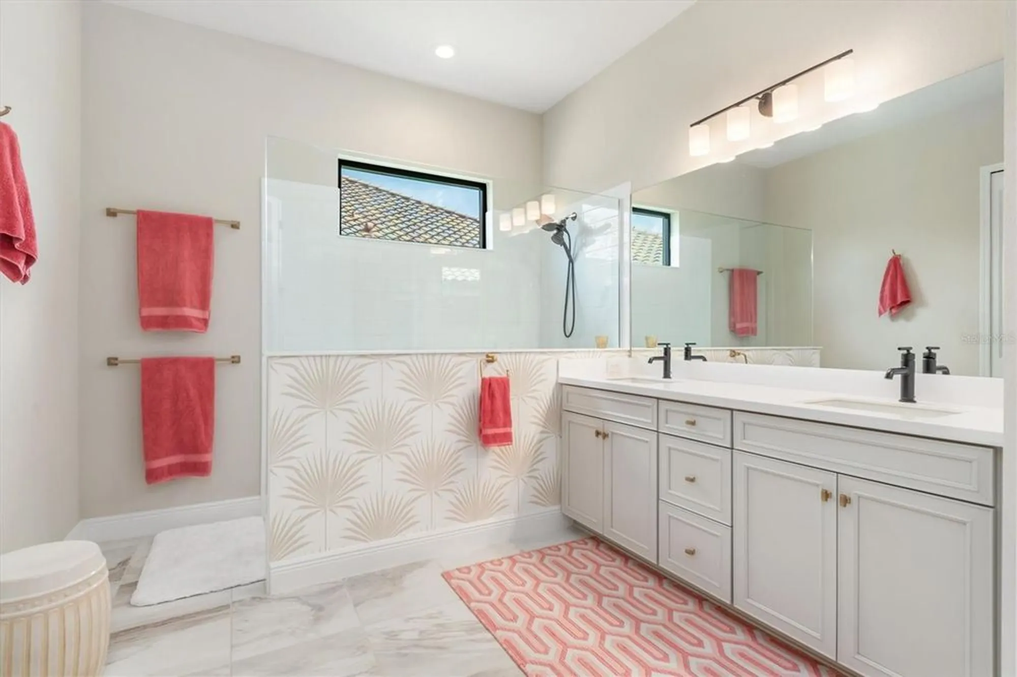 Property Slideshow image 21 of 50 | 26846 weiskopf dr, Englewood, FL, 34223