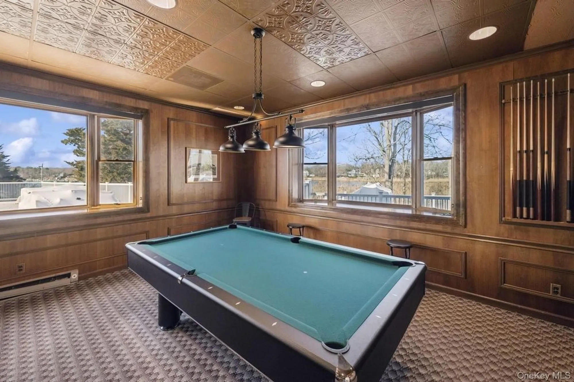 Property Slideshow image 11 of 18 | 416 lindsay ln, Moriches, NY, 11955