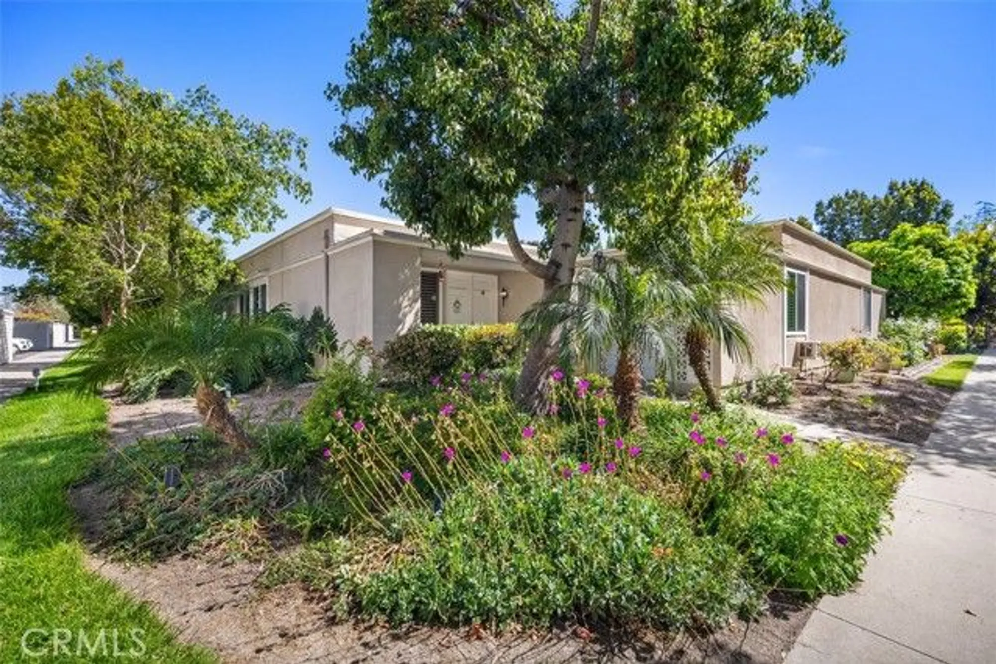 Property Slideshow image 2 of 27 | 321 avenida carmel h, Laguna Woods, CA, 92637