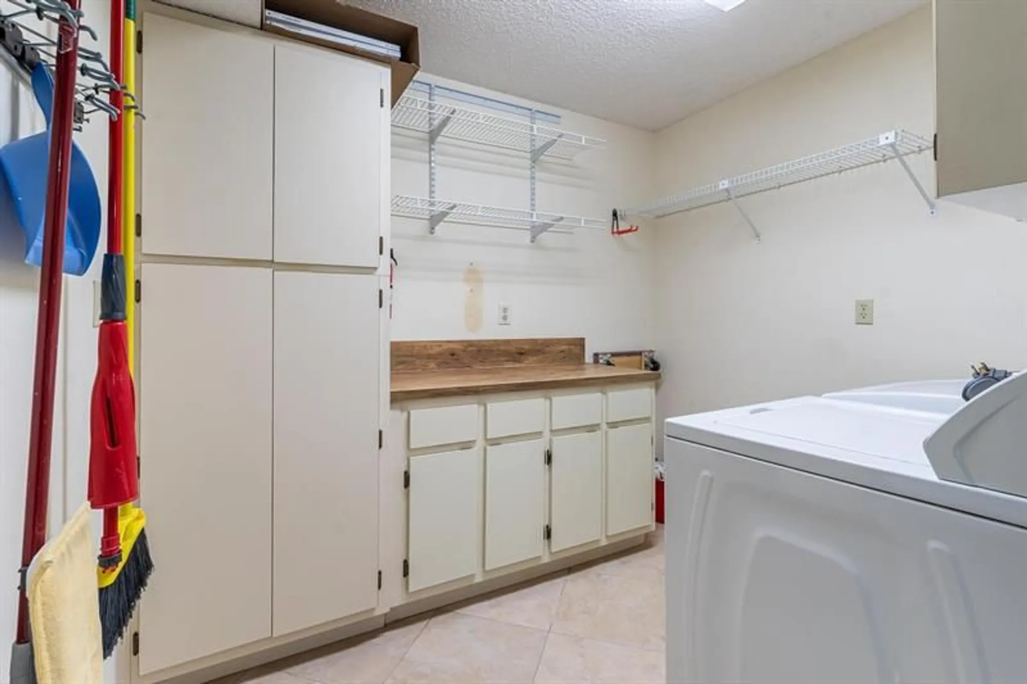 Property Slideshow image 8 of 32 | 4955 e sabal palm blvd 104, Tamarac, FL, 33319