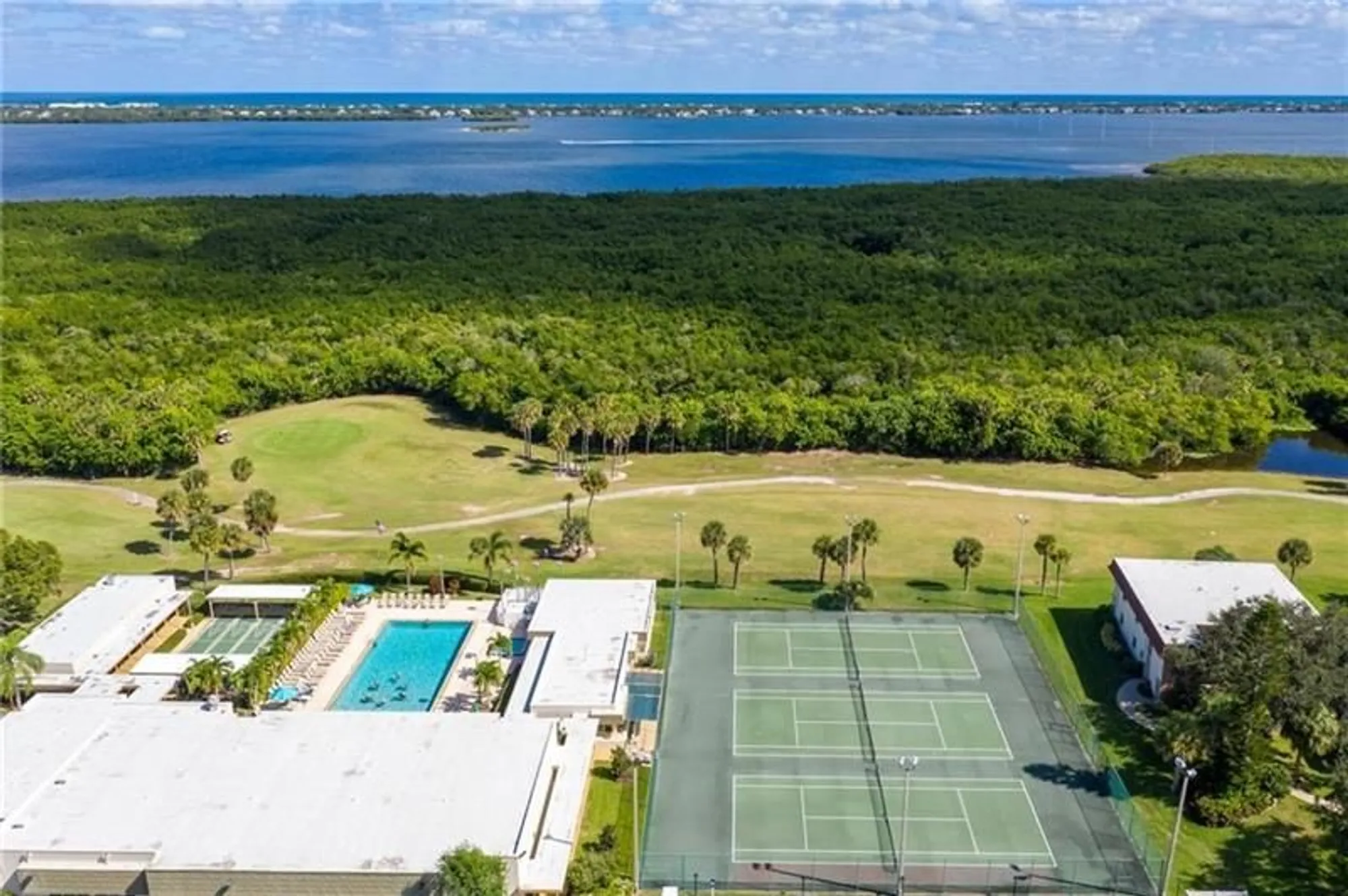 Property Slideshow image 33 of 34 | 44 vista gardens trl apt 206, Vero Beach, FL, 32962