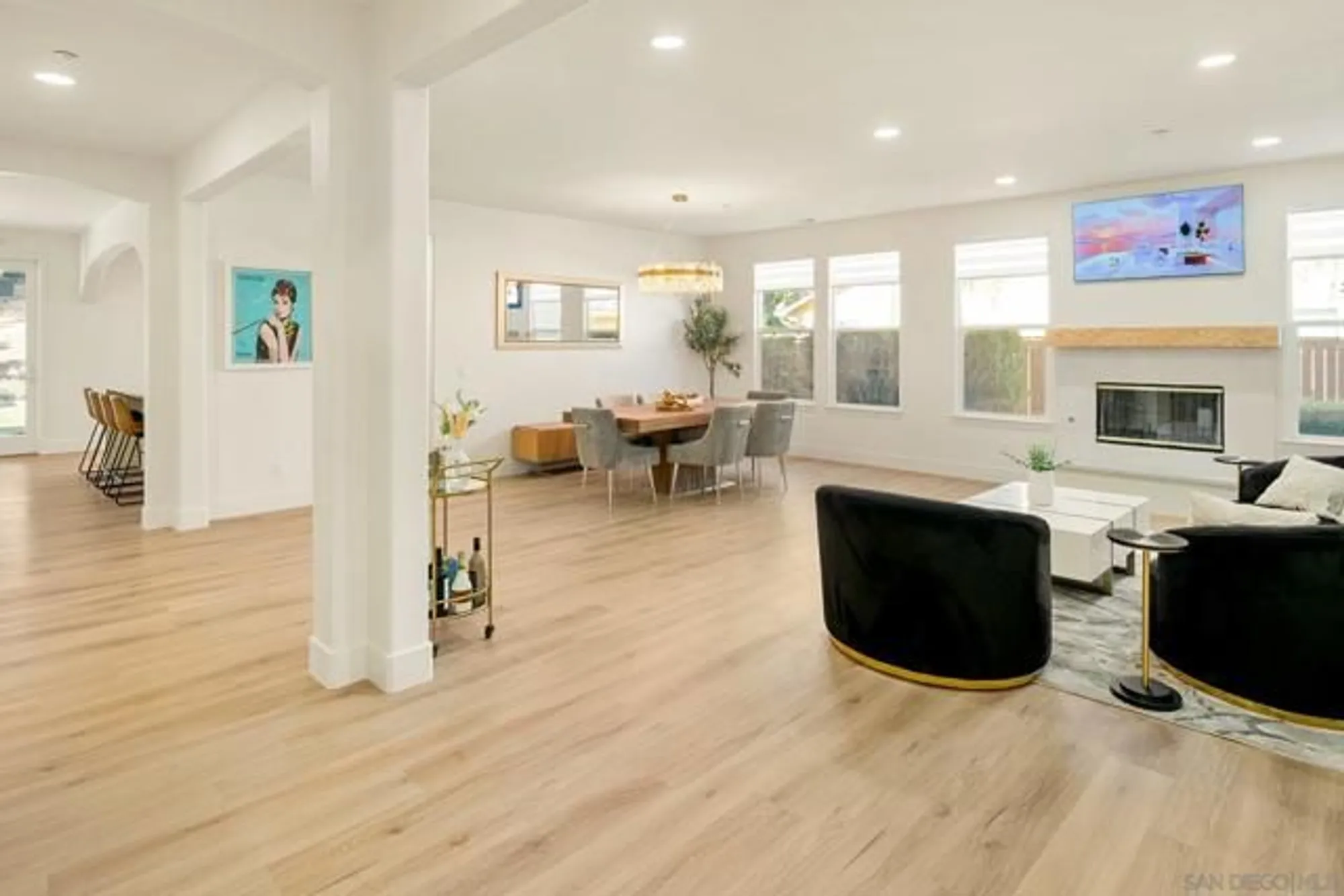 Property Slideshow image 6 of 61 | 10528 pinion trl, Escondido, CA, 92026