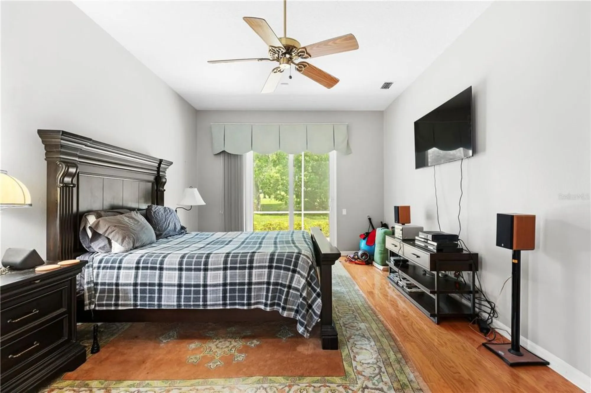 Property Slideshow image 28 of 56 | 8480 maybelle dr, Weeki Wachee, FL, 34613