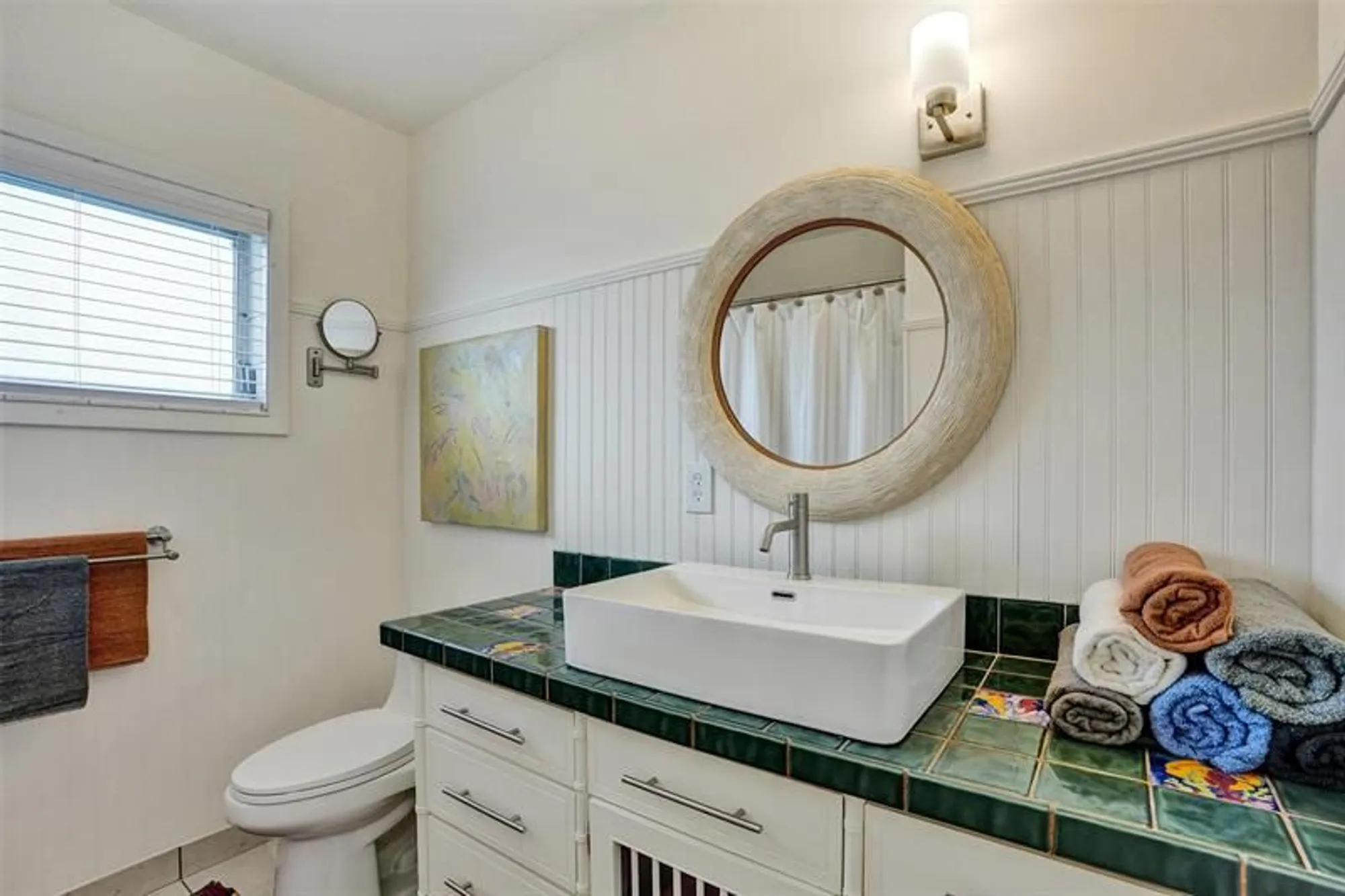 Property Slideshow image 11 of 58 | 2592 dudley dr a, West Palm Beach, FL, 33415