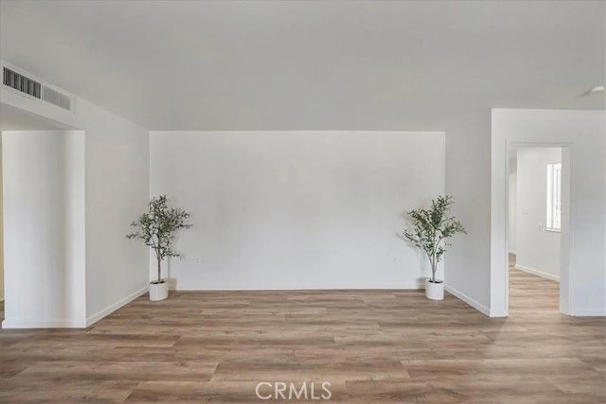 Property Slideshow image 4 of 27 | 28258 w worcester rd, Menifee, CA, 92586