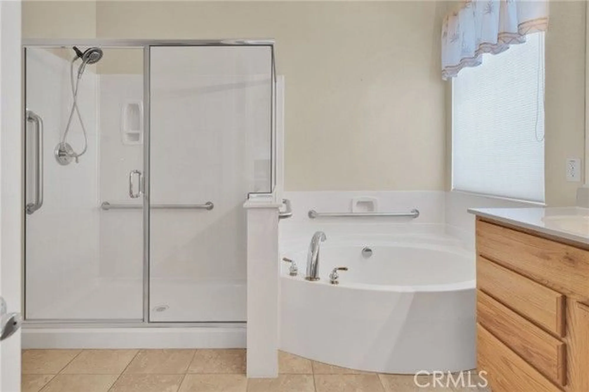 Property Slideshow image 19 of 26 | 11147 avonlea rd, Apple Valley, CA, 92308