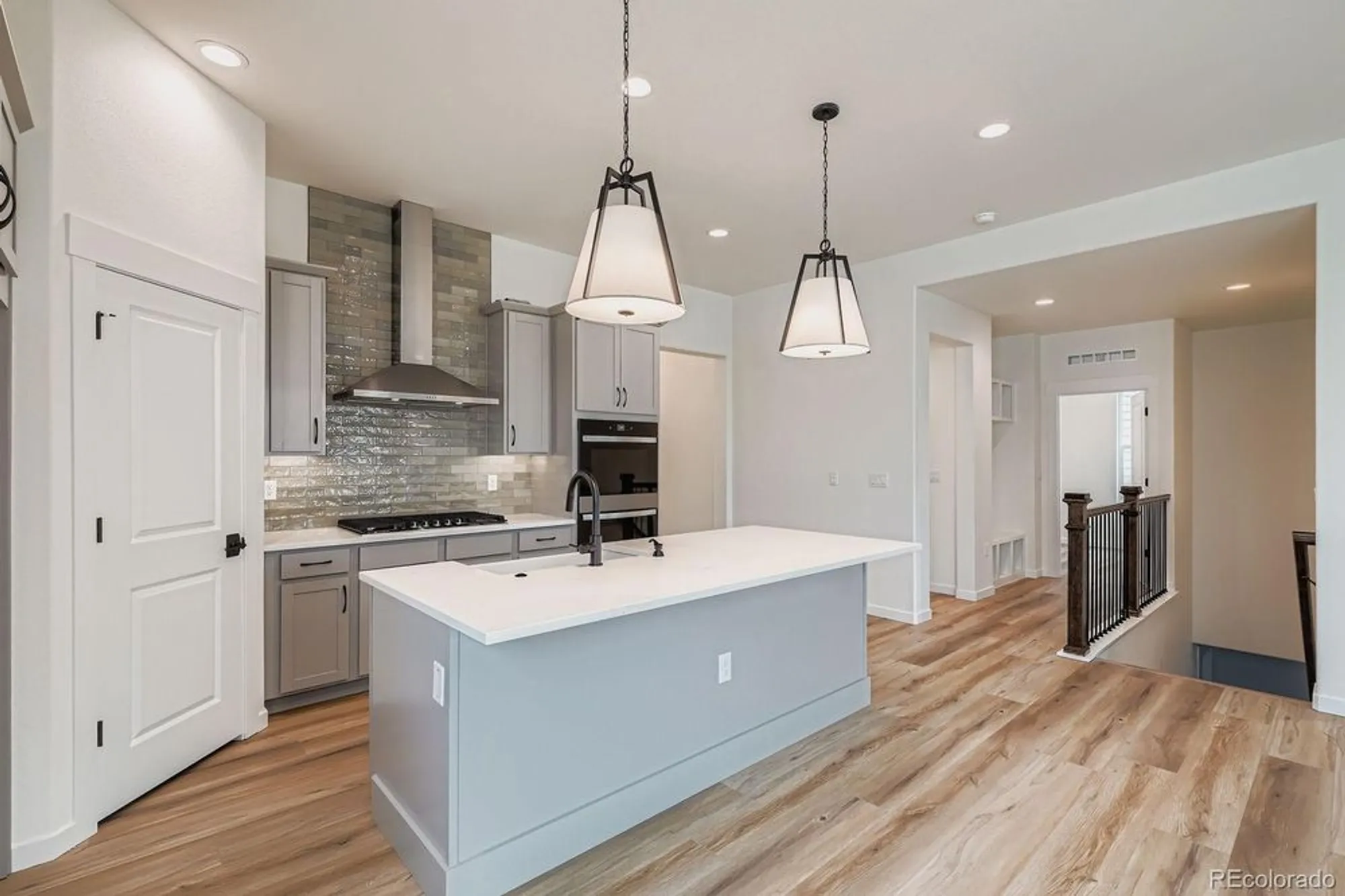 Property Slideshow image 10 of 28 | 8925 s riviera way, Aurora, CO, 80016